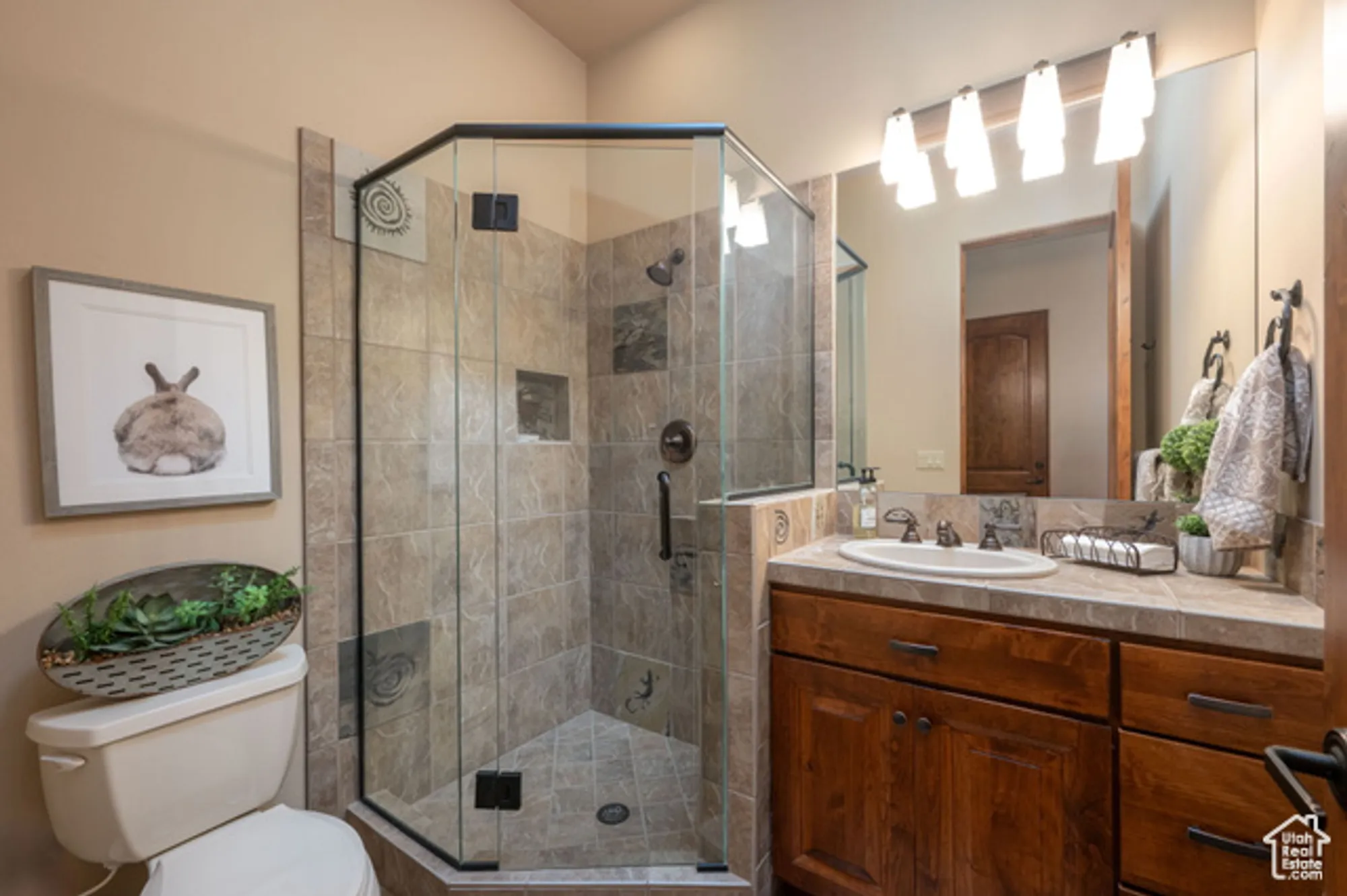 Property Slideshow image 26 of 34 | 2336 w entrada trl 23, St George, UT, 84770