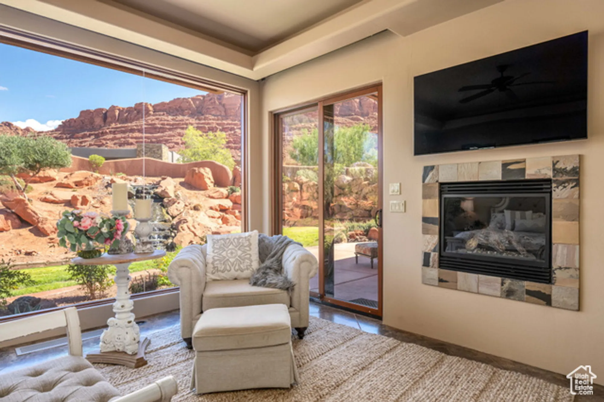 Property Slideshow image 17 of 34 | 2336 w entrada trl 23, St George, UT, 84770