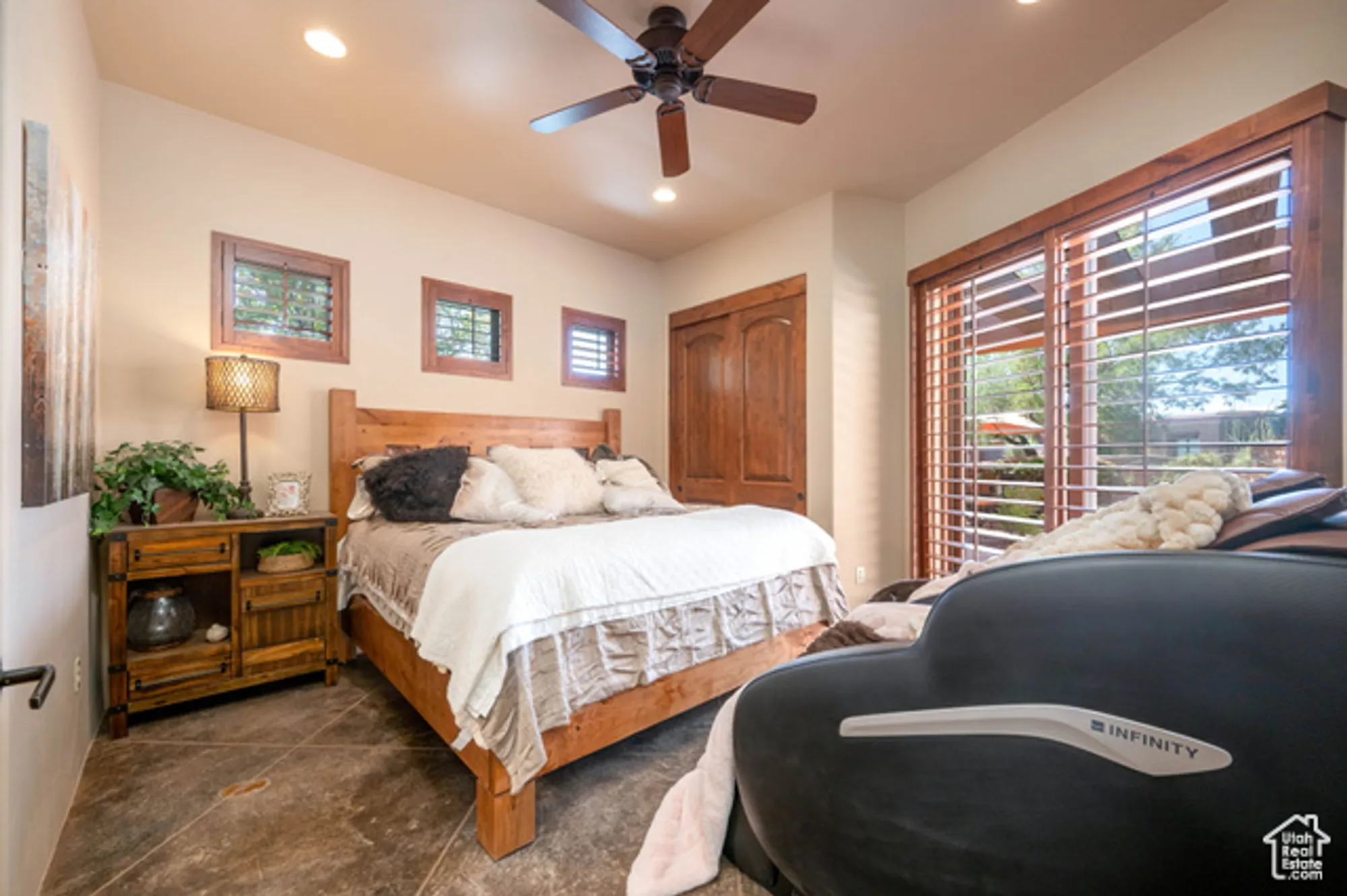 Property Slideshow image 23 of 34 | 2336 w entrada trl 23, St George, UT, 84770