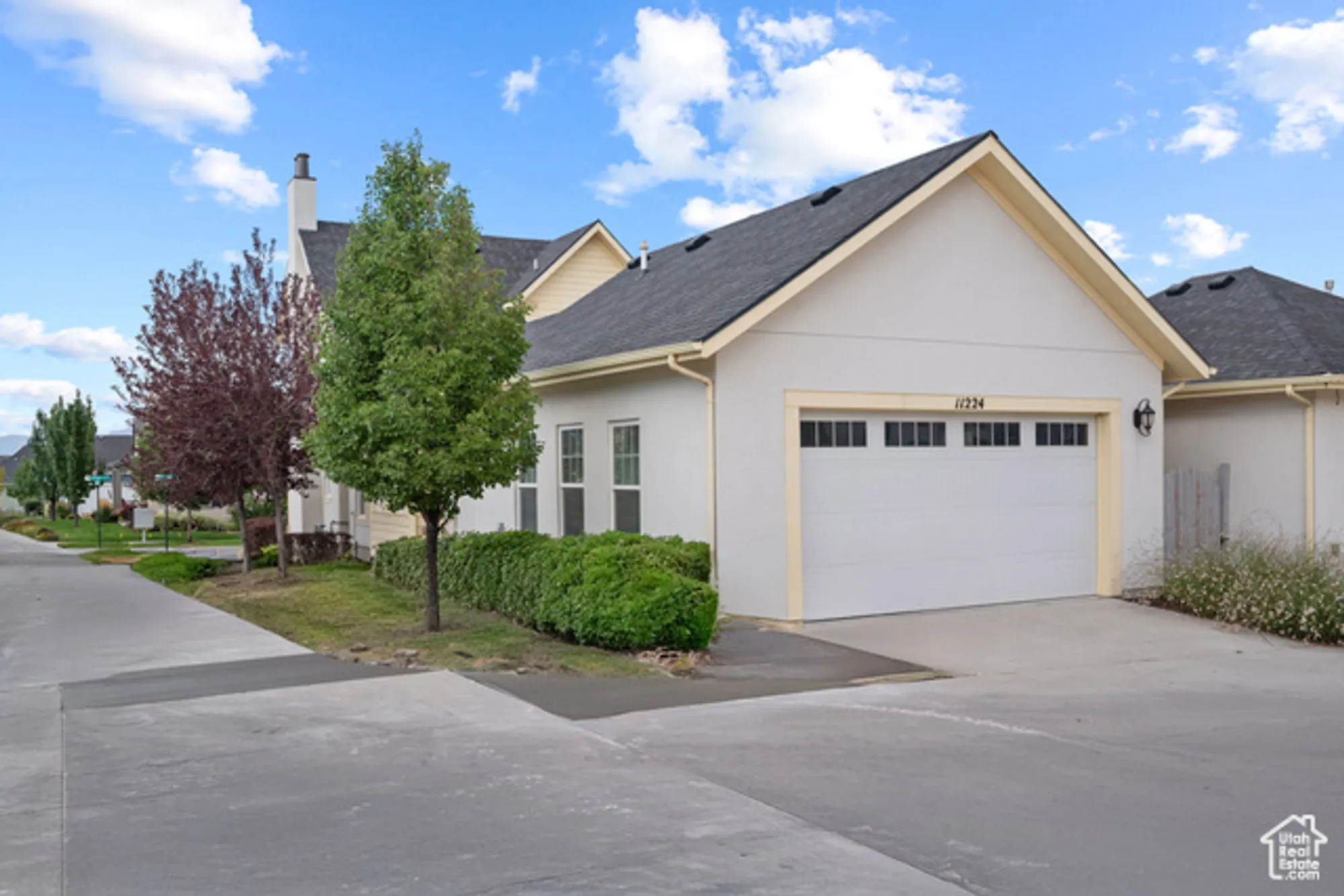 Property Slideshow image 32 of 44 | 11224 s jonagold dr, South Jordan, UT, 84009