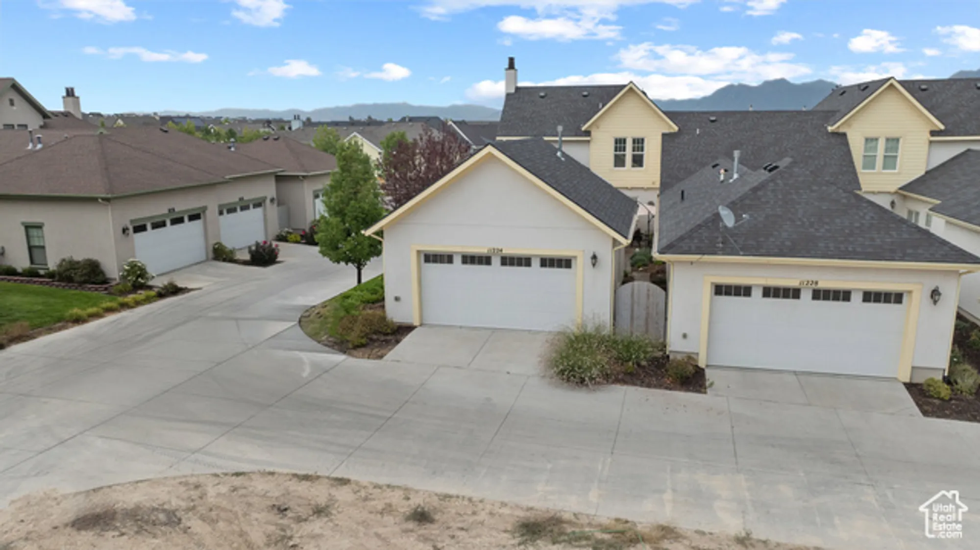 Property Slideshow image 33 of 44 | 11224 s jonagold dr, South Jordan, UT, 84009