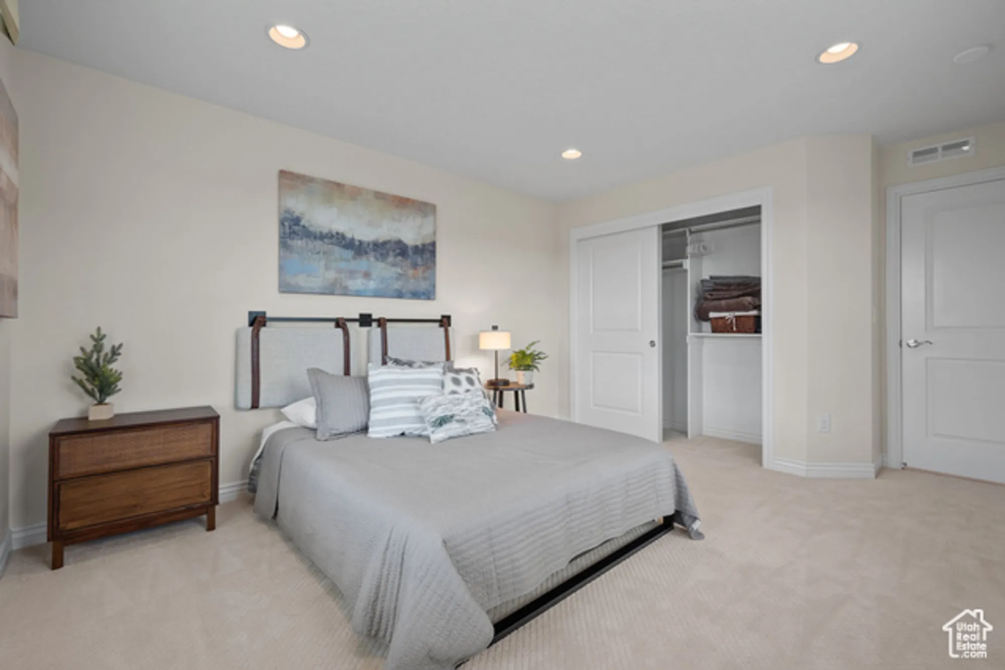 Property Slideshow image 26 of 44 | 11224 s jonagold dr, South Jordan, UT, 84009