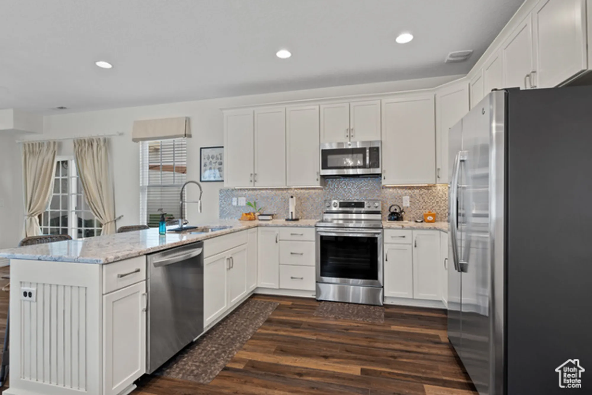 Property Slideshow image 10 of 44 | 11224 s jonagold dr, South Jordan, UT, 84009