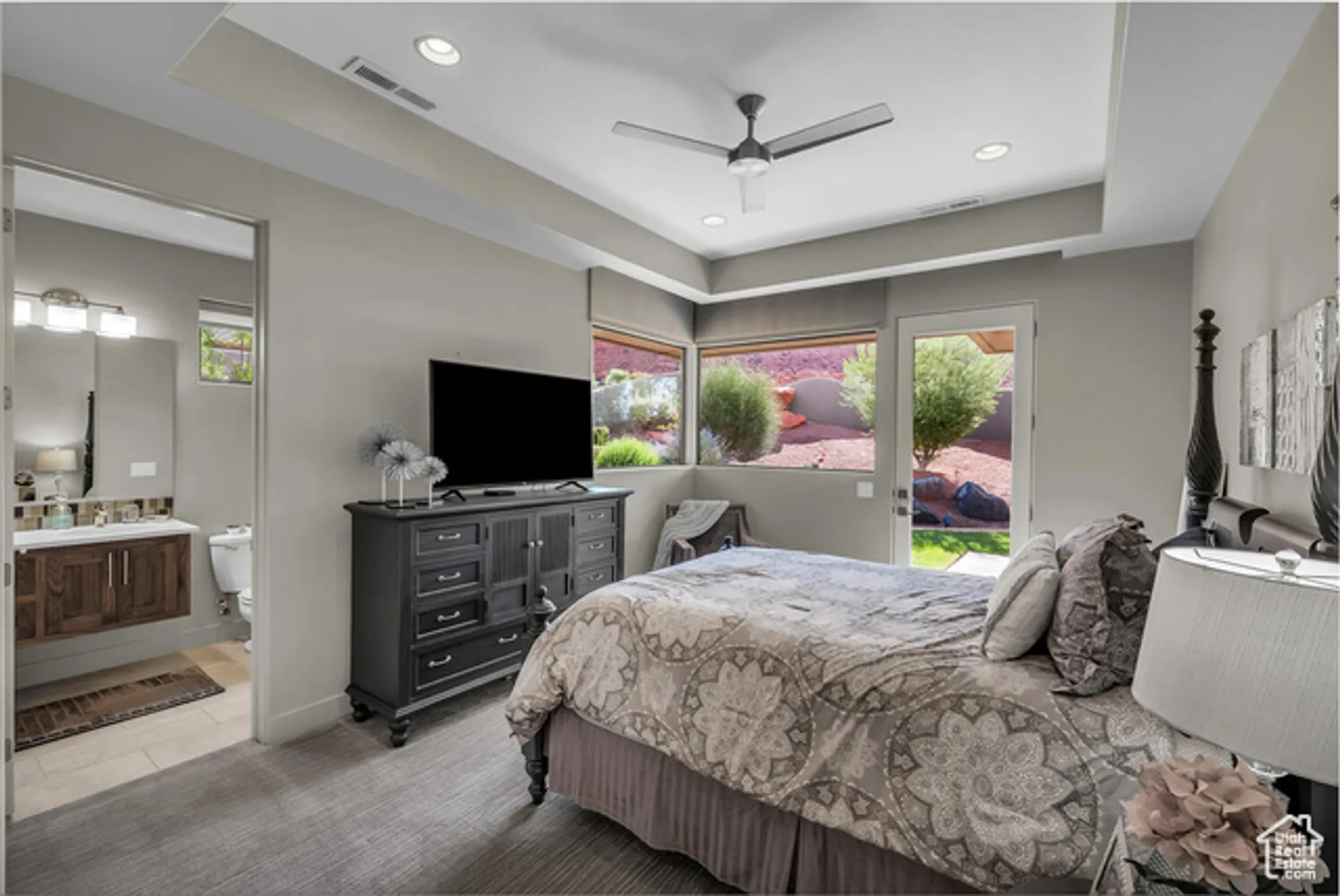 Property Slideshow image 25 of 70 | 2047 w cougar rock cir, St George, UT, 84770