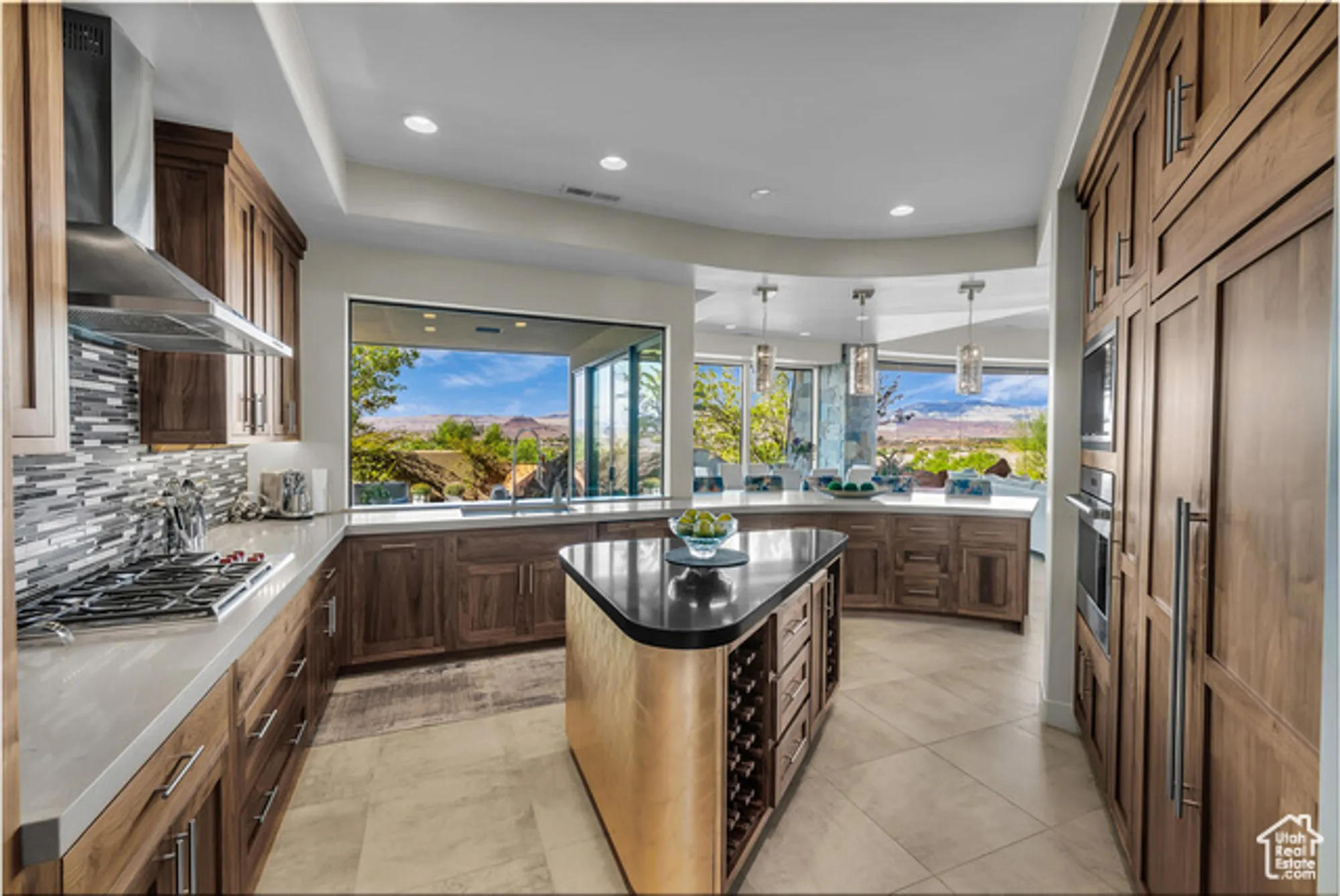 Property Slideshow image 12 of 70 | 2047 w cougar rock cir, St George, UT, 84770