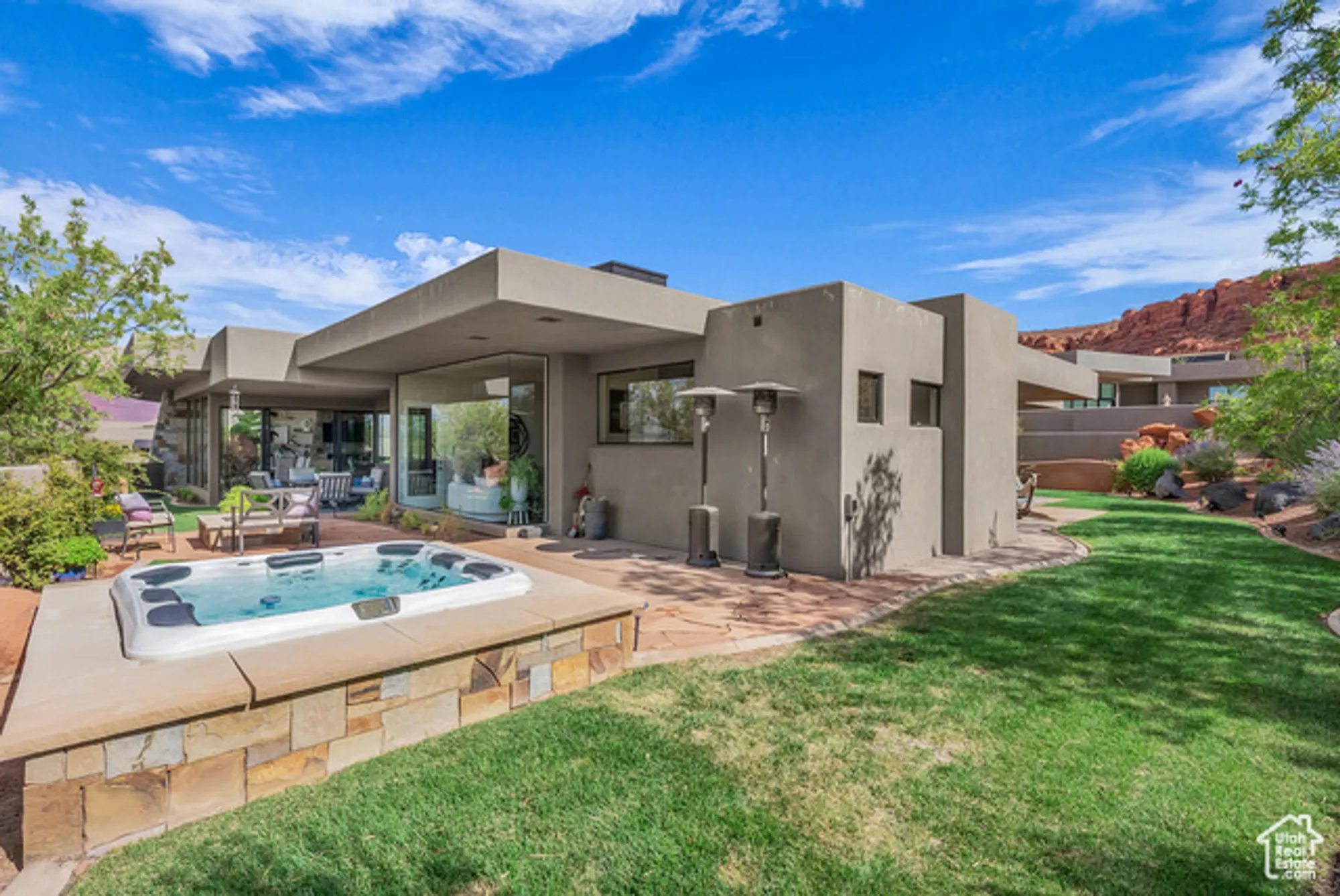 Property Slideshow image 35 of 70 | 2047 w cougar rock cir, St George, UT, 84770