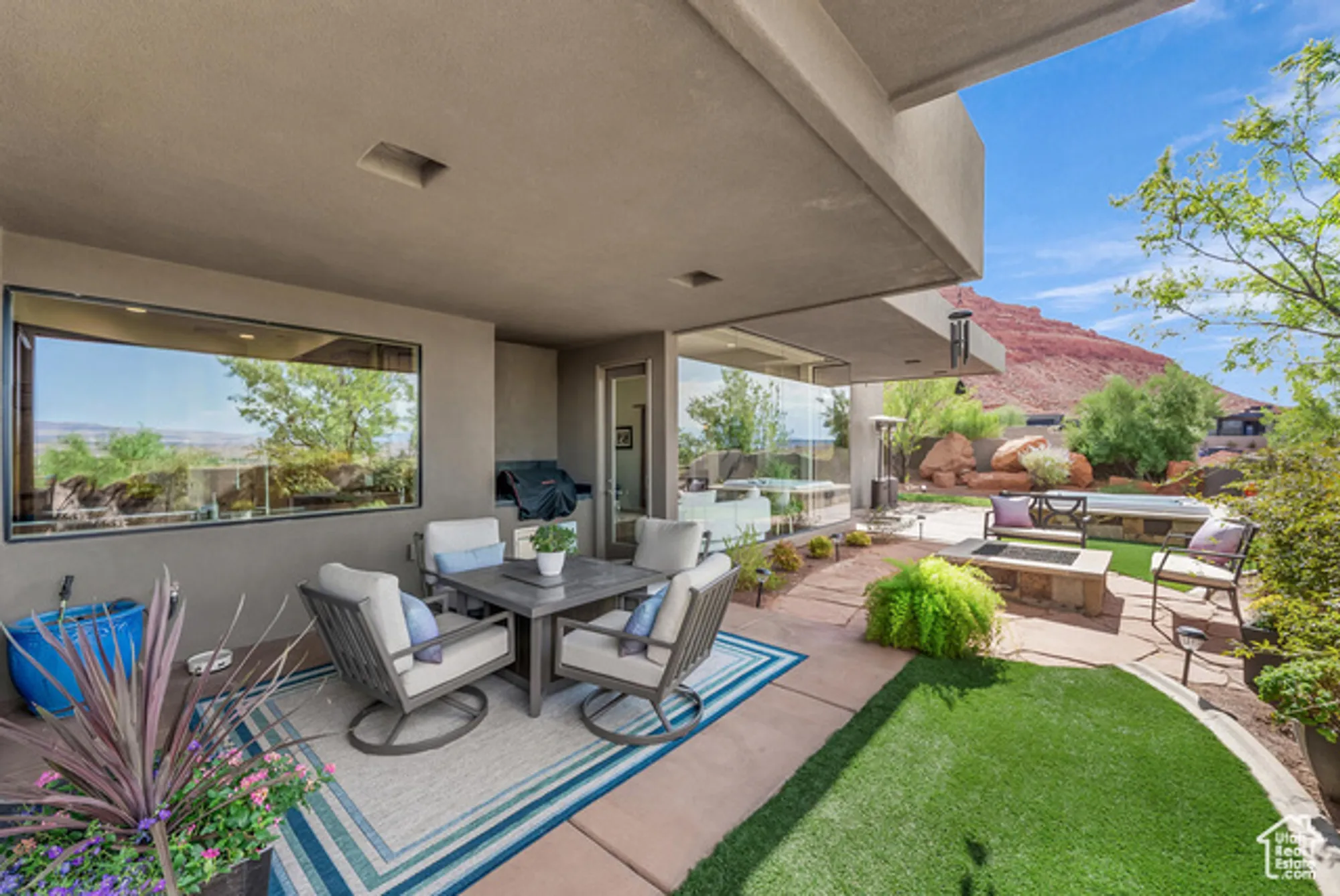 Property Slideshow image 33 of 70 | 2047 w cougar rock cir, St George, UT, 84770