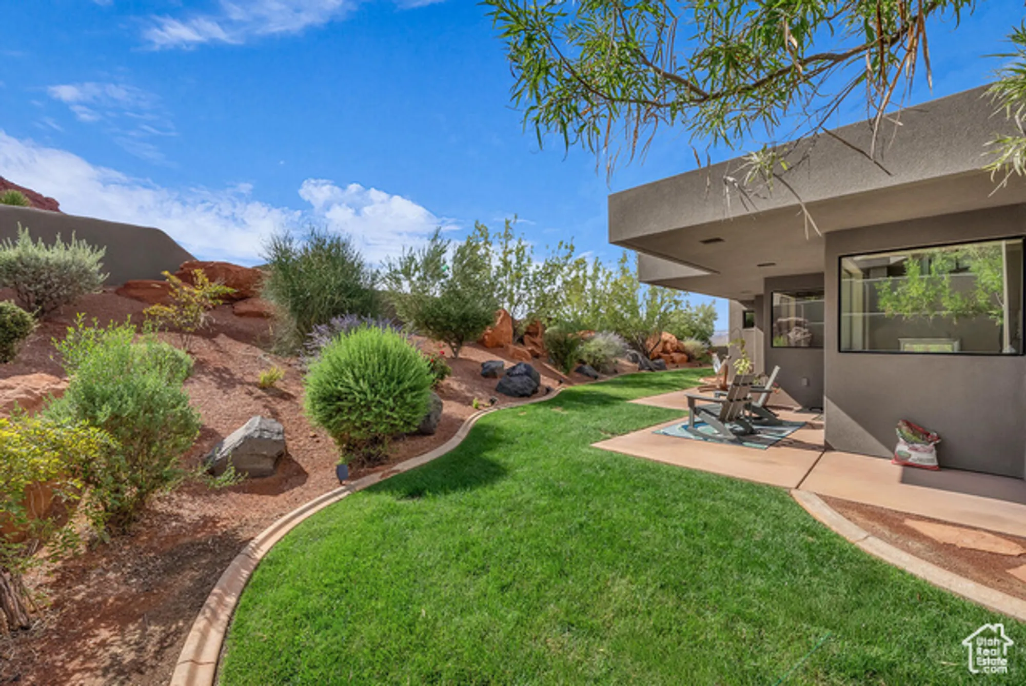 Property Slideshow image 38 of 70 | 2047 w cougar rock cir, St George, UT, 84770