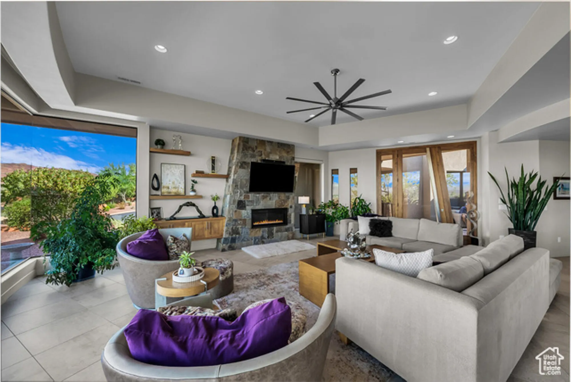 Property Slideshow image 6 of 70 | 2047 w cougar rock cir, St George, UT, 84770