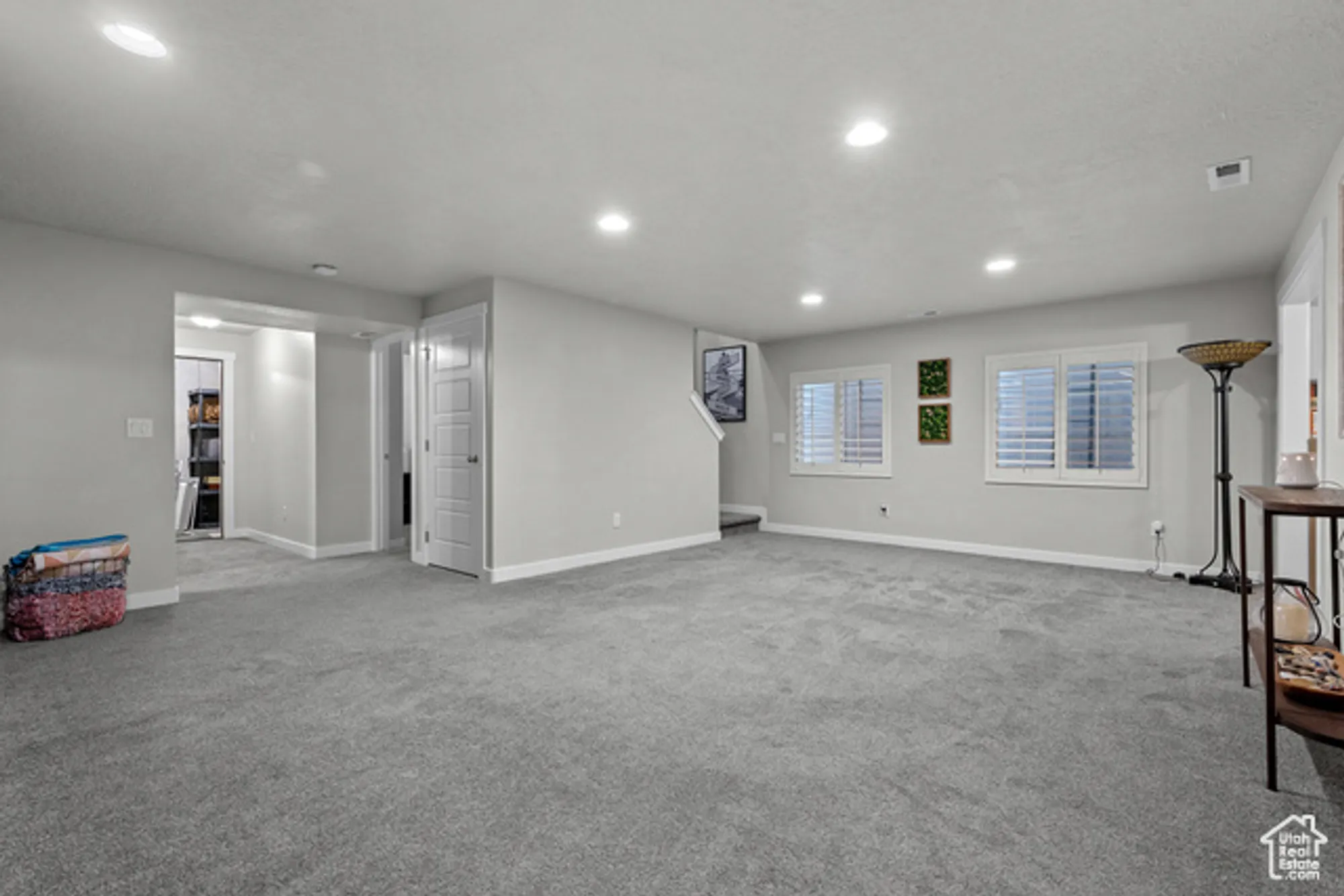 Property Slideshow image 22 of 34 | 5213 w lake terrace ave, South Jordan, UT, 84009