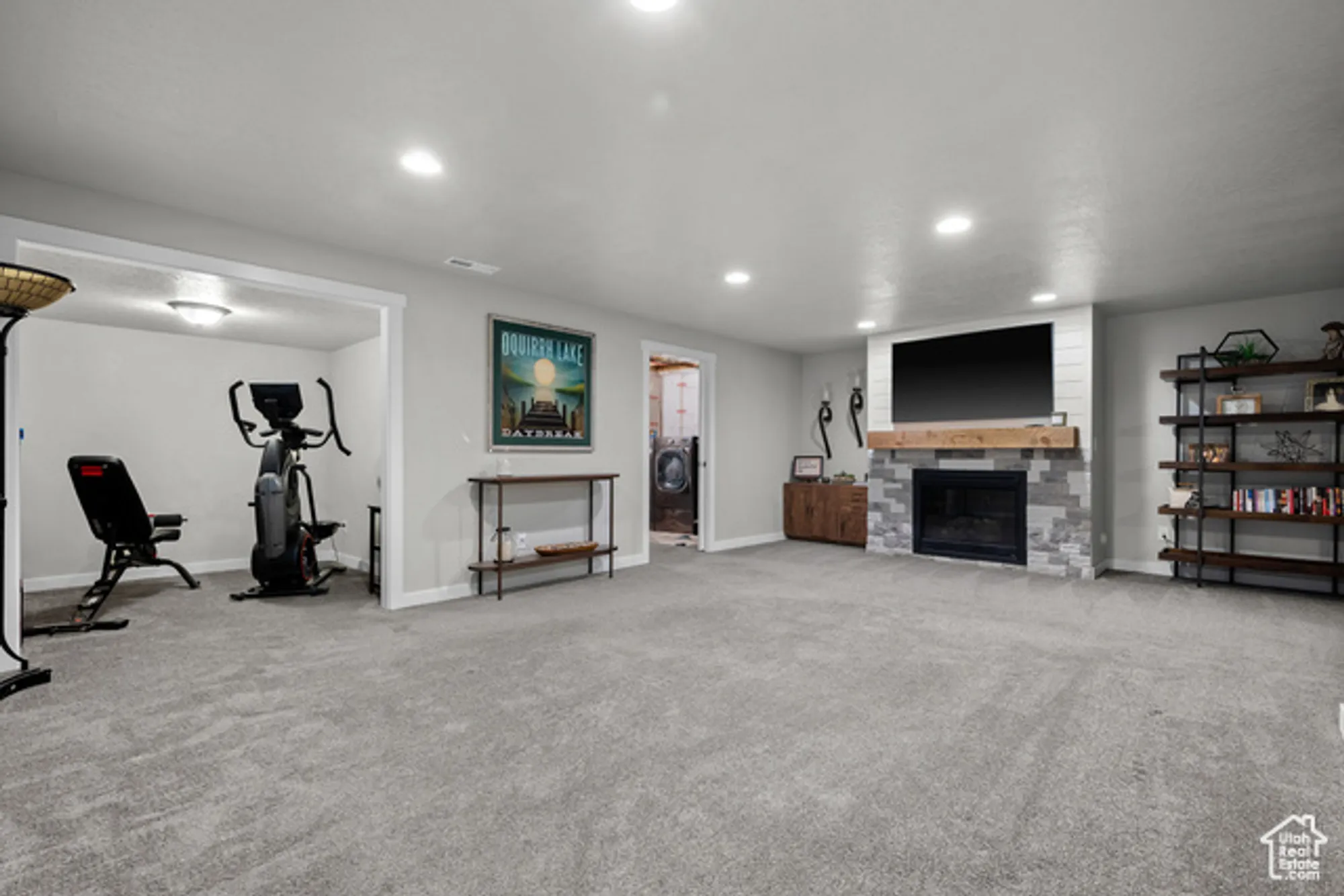 Property Slideshow image 23 of 34 | 5213 w lake terrace ave, South Jordan, UT, 84009
