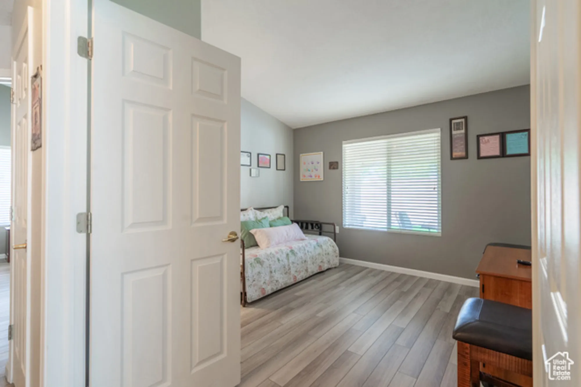 Property Slideshow image 22 of 73 | 4459 s round hill dr, St George, UT, 84790