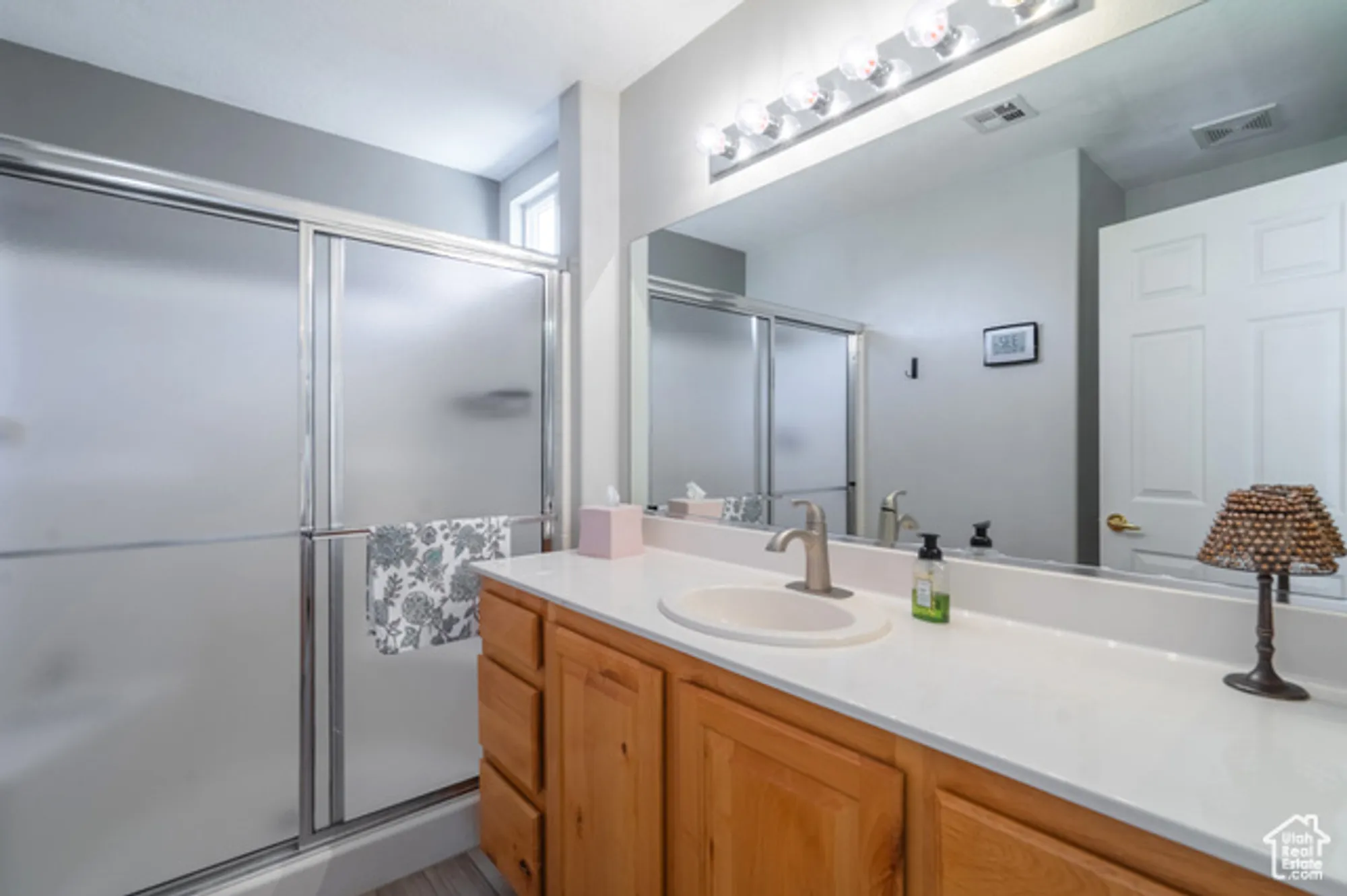 Property Slideshow image 33 of 73 | 4459 s round hill dr, St George, UT, 84790