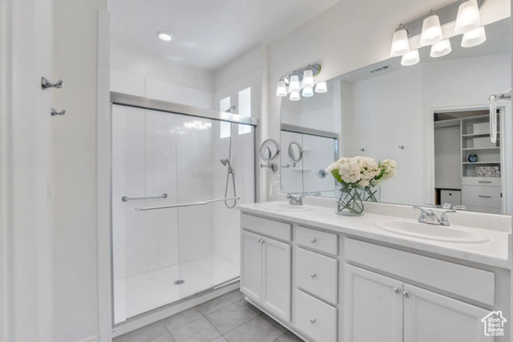 Property Slideshow image 12 of 31 | 6101 w lake ave, South Jordan, UT, 84009