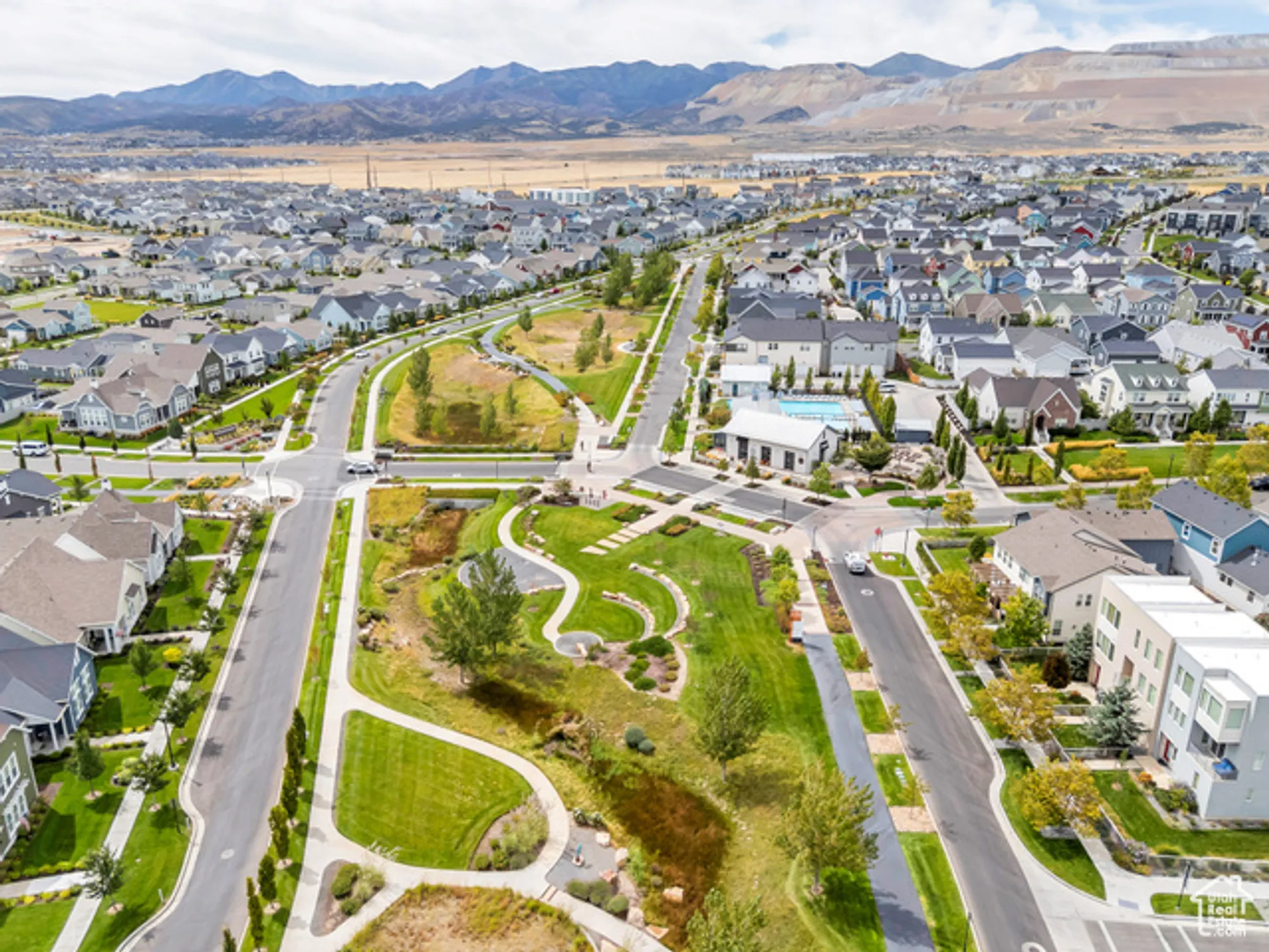 Property Slideshow image 31 of 31 | 6101 w lake ave, South Jordan, UT, 84009