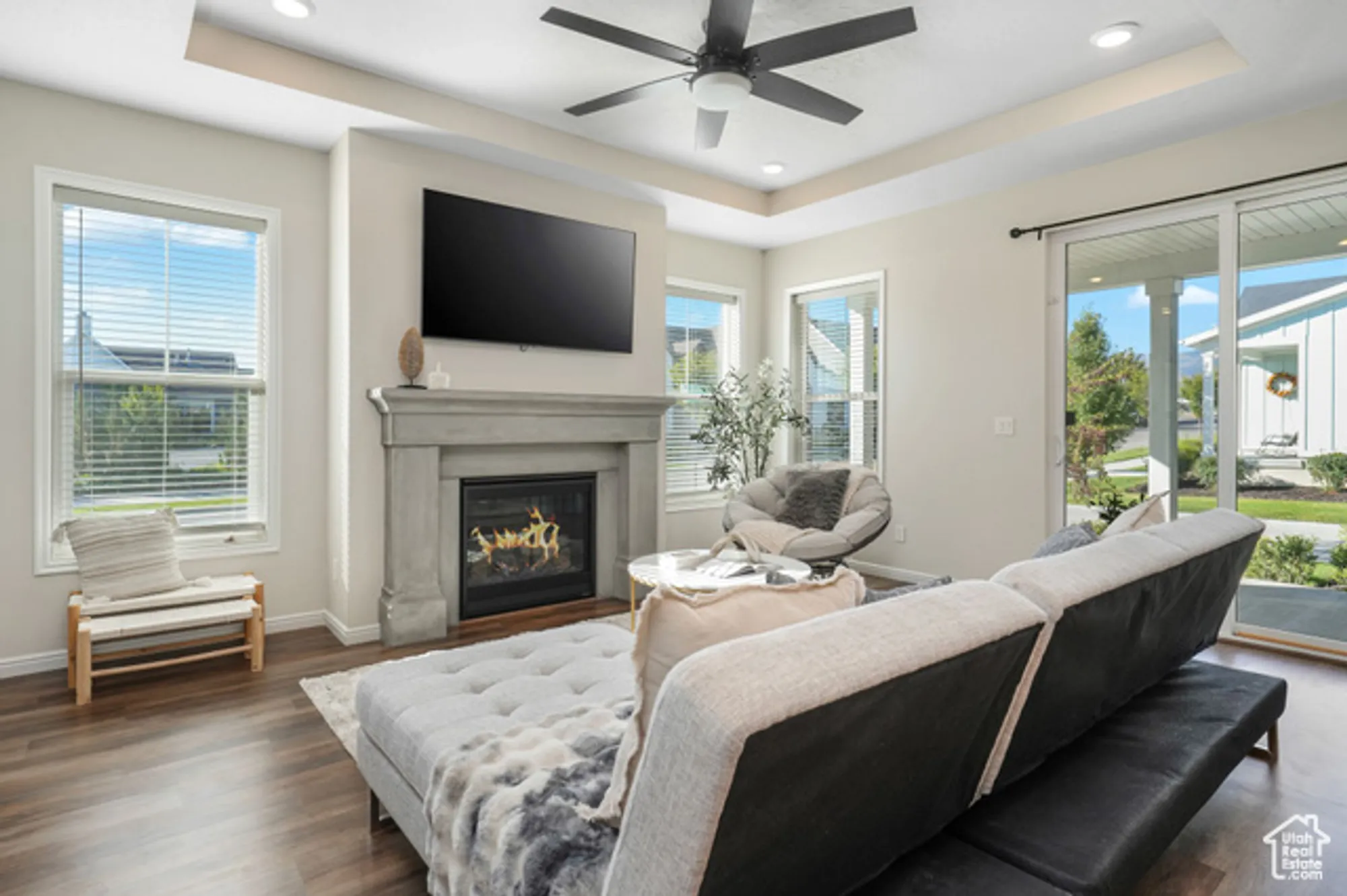 Property Slideshow image 6 of 28 | 11582 s holly springs dr, South Jordan, UT, 84009