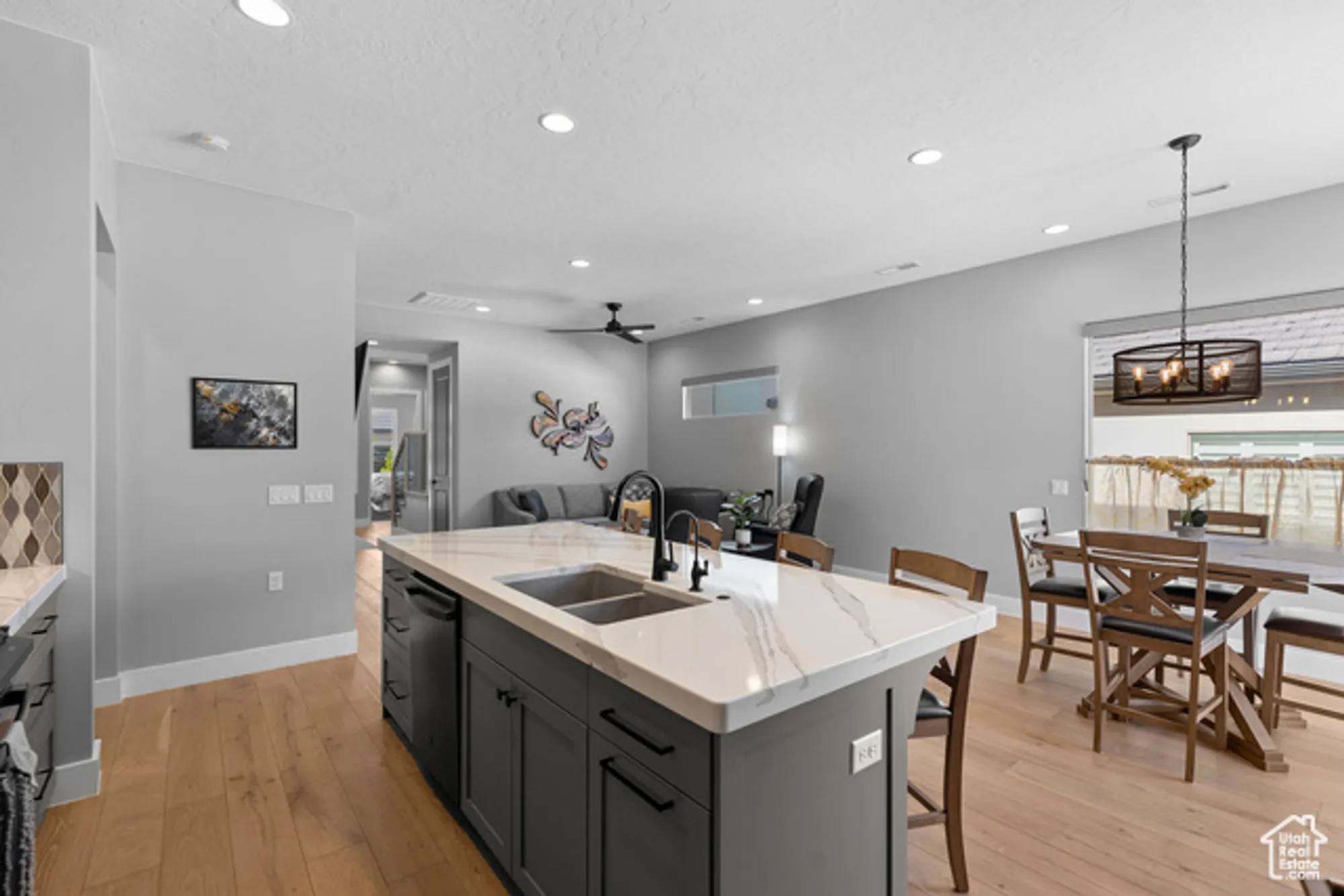 Property Slideshow image 3 of 46 | 1178 w grayson dr, St George, UT, 84790