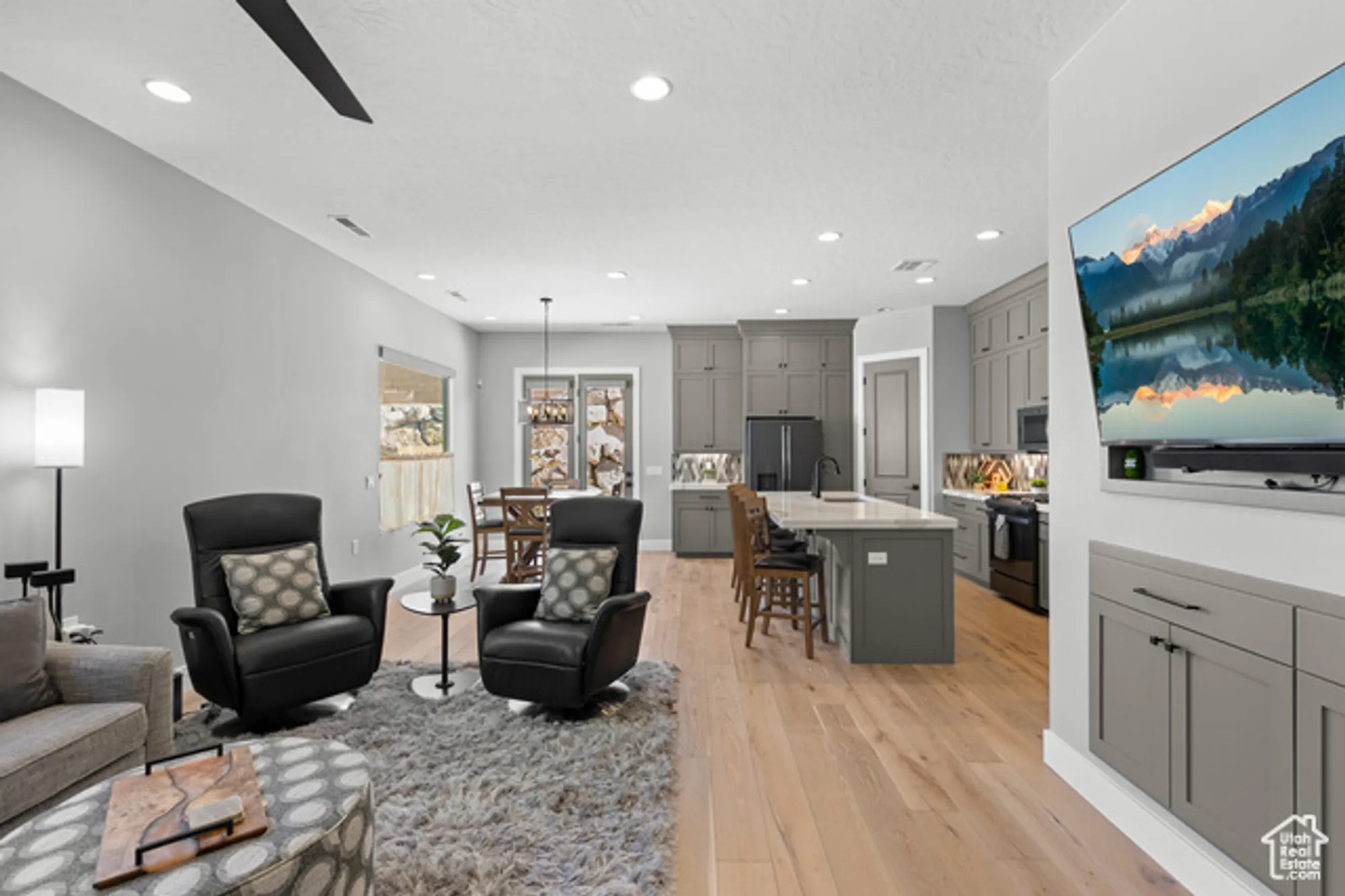 Property Slideshow image 4 of 46 | 1178 w grayson dr, St George, UT, 84790