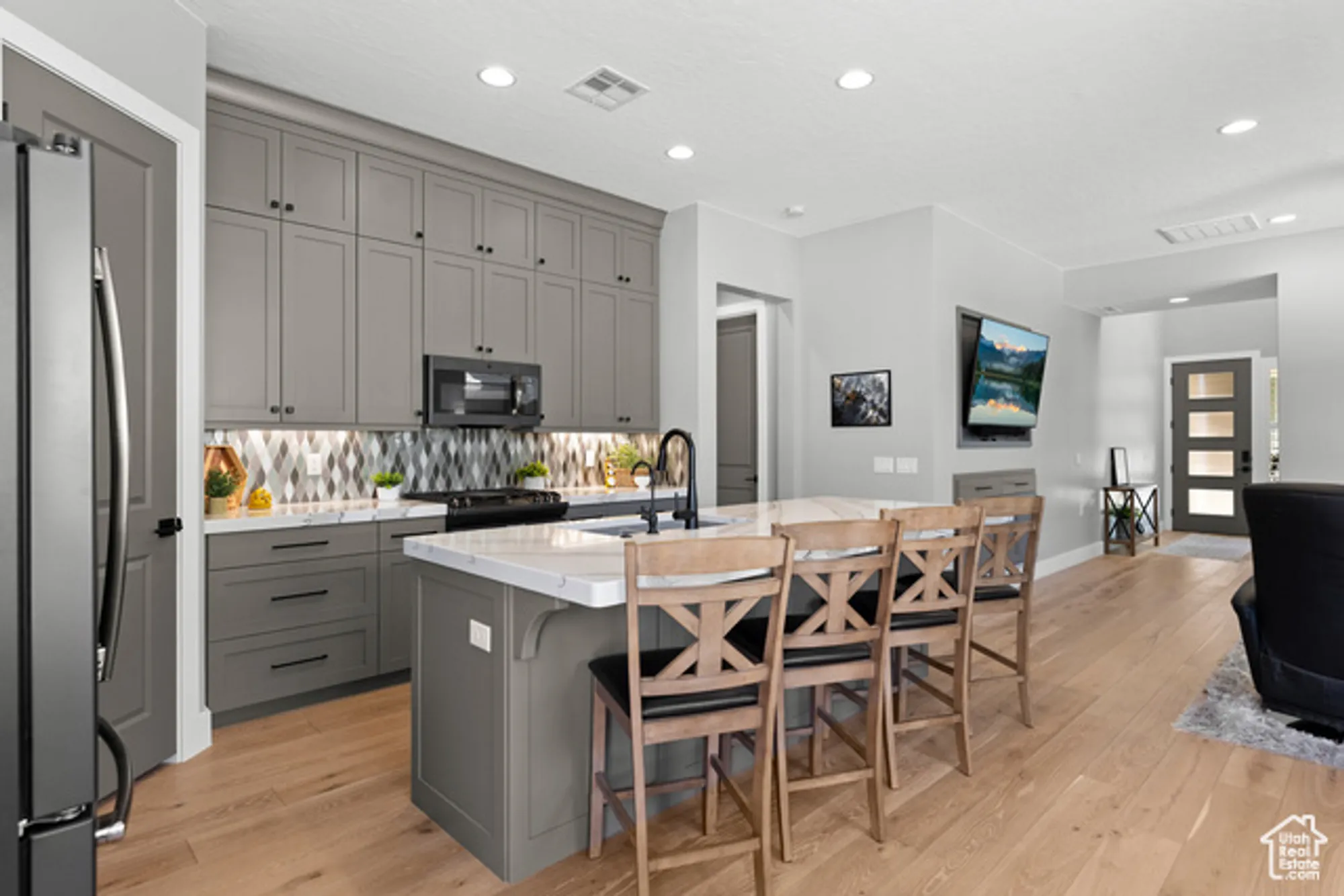 Property Slideshow image 2 of 46 | 1178 w grayson dr, St George, UT, 84790