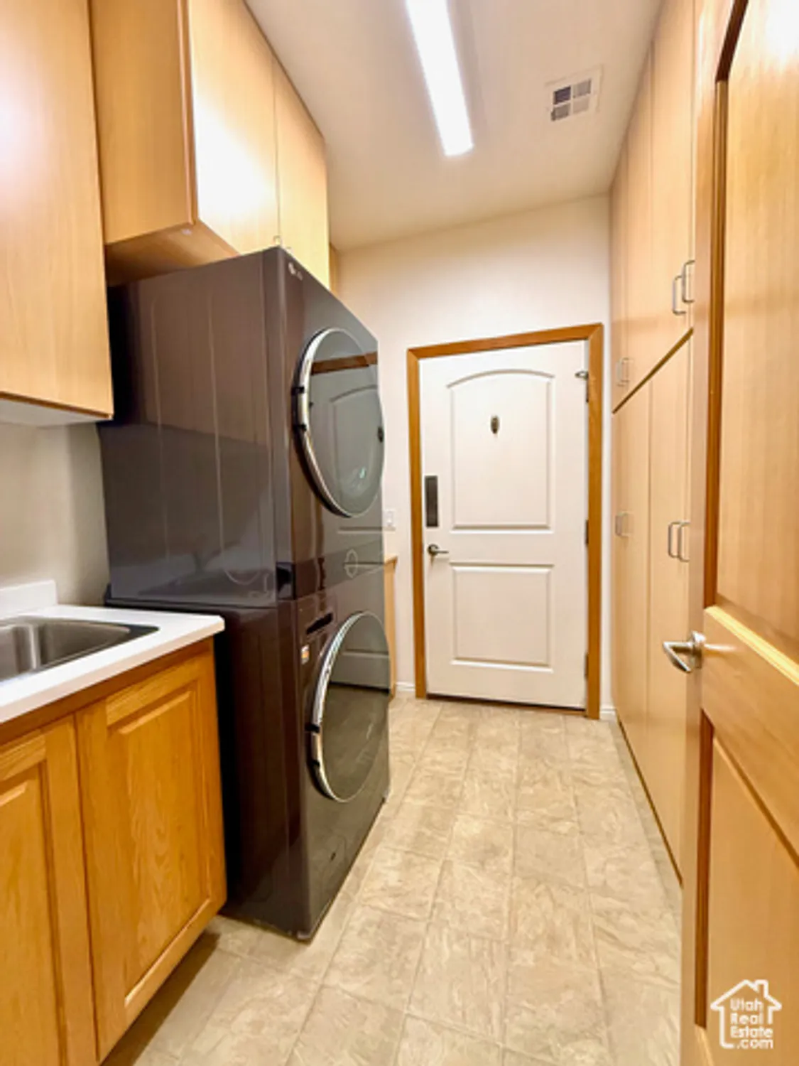 Property Slideshow image 18 of 22 | 1682 w bonita bay dr, St George, UT, 84790