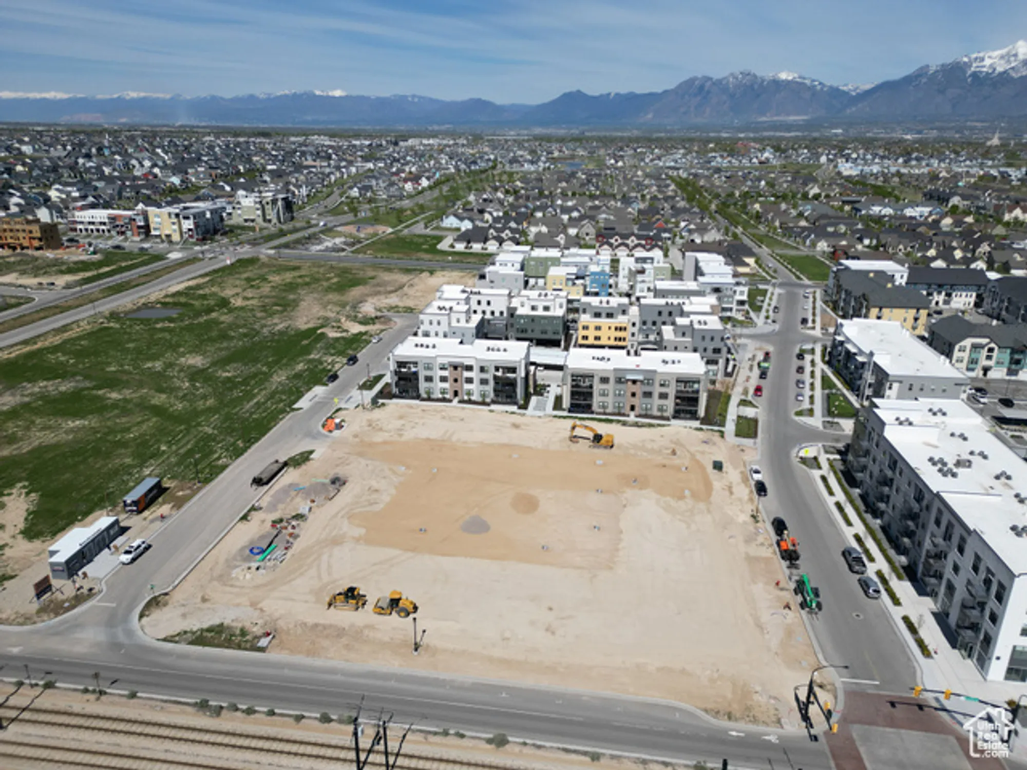 Property Slideshow image 3 of 24 | 5263 w reventon dr # 404, South Jordan, UT, 84009