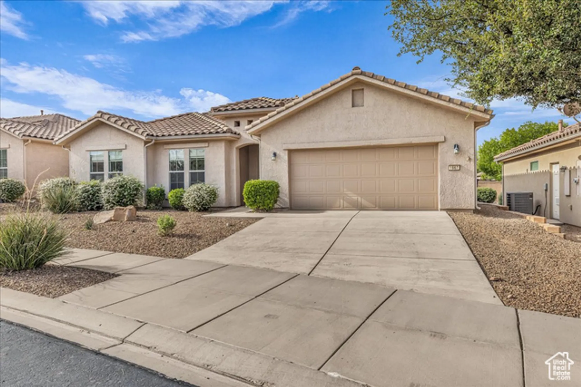 Property Slideshow image 1 of 25 | 1667 morane manor dr, St George, UT, 84790