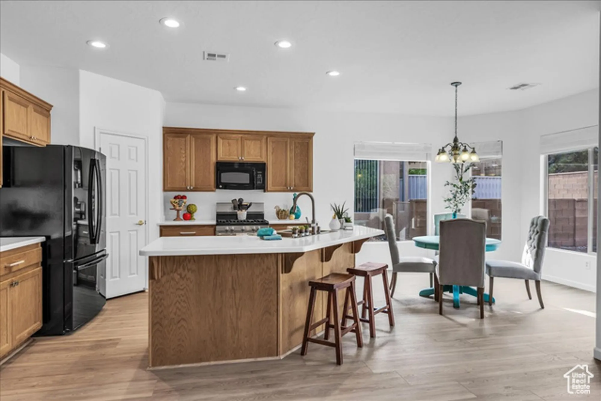 Property Slideshow image 20 of 25 | 1667 morane manor dr, St George, UT, 84790