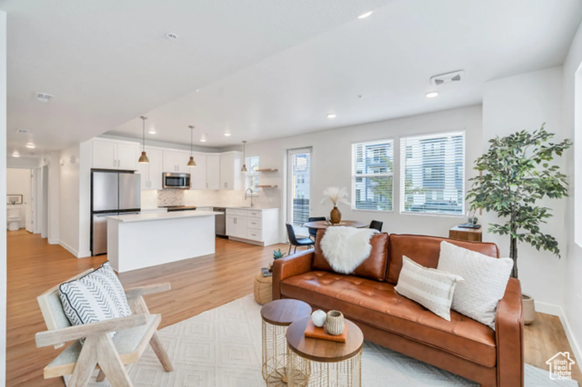 Property Slideshow image 4 of 42 | 5192 w black twig dr # d101, South Jordan, UT, 84009