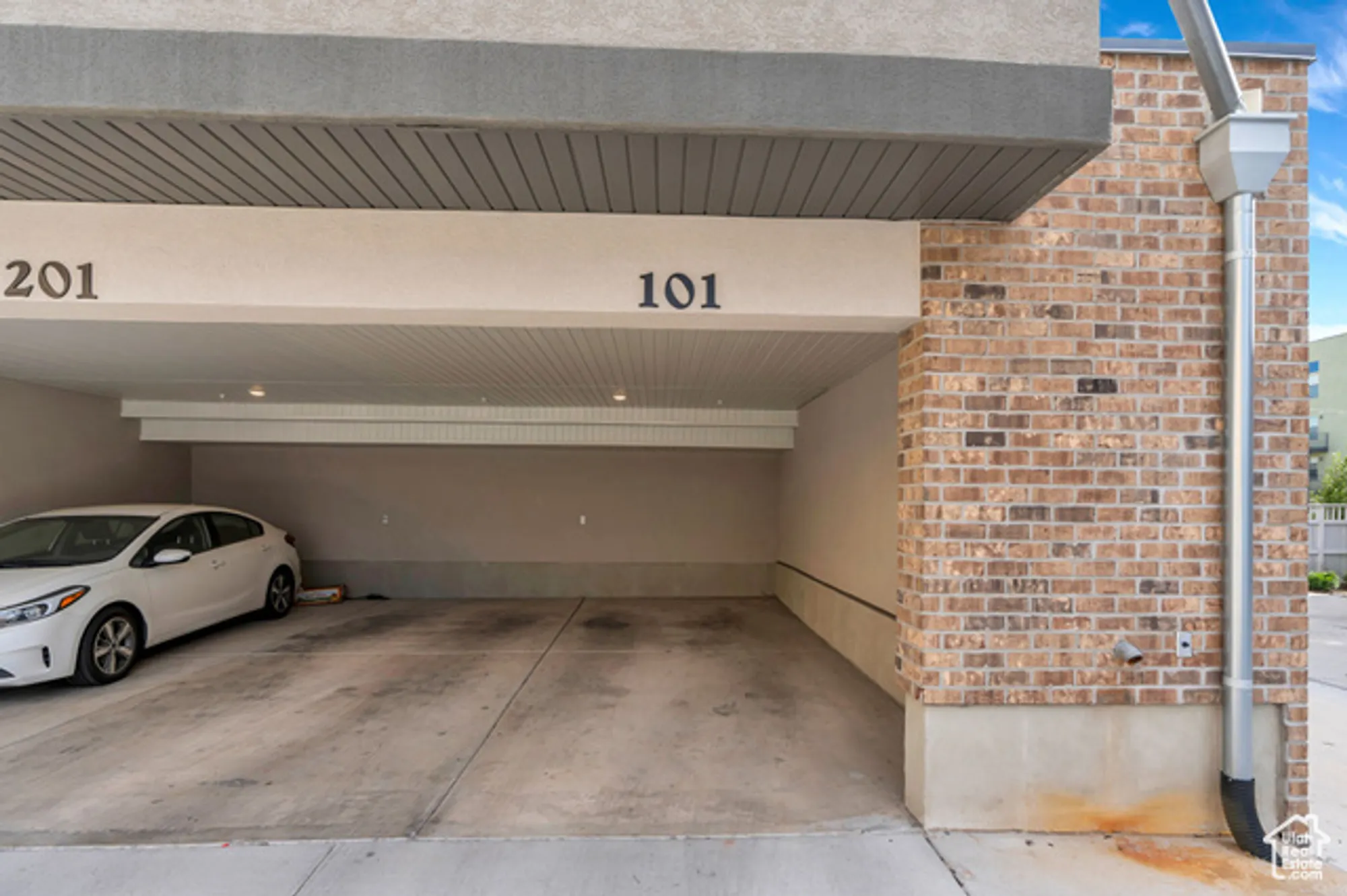 Property Slideshow image 28 of 42 | 5192 w black twig dr # d101, South Jordan, UT, 84009