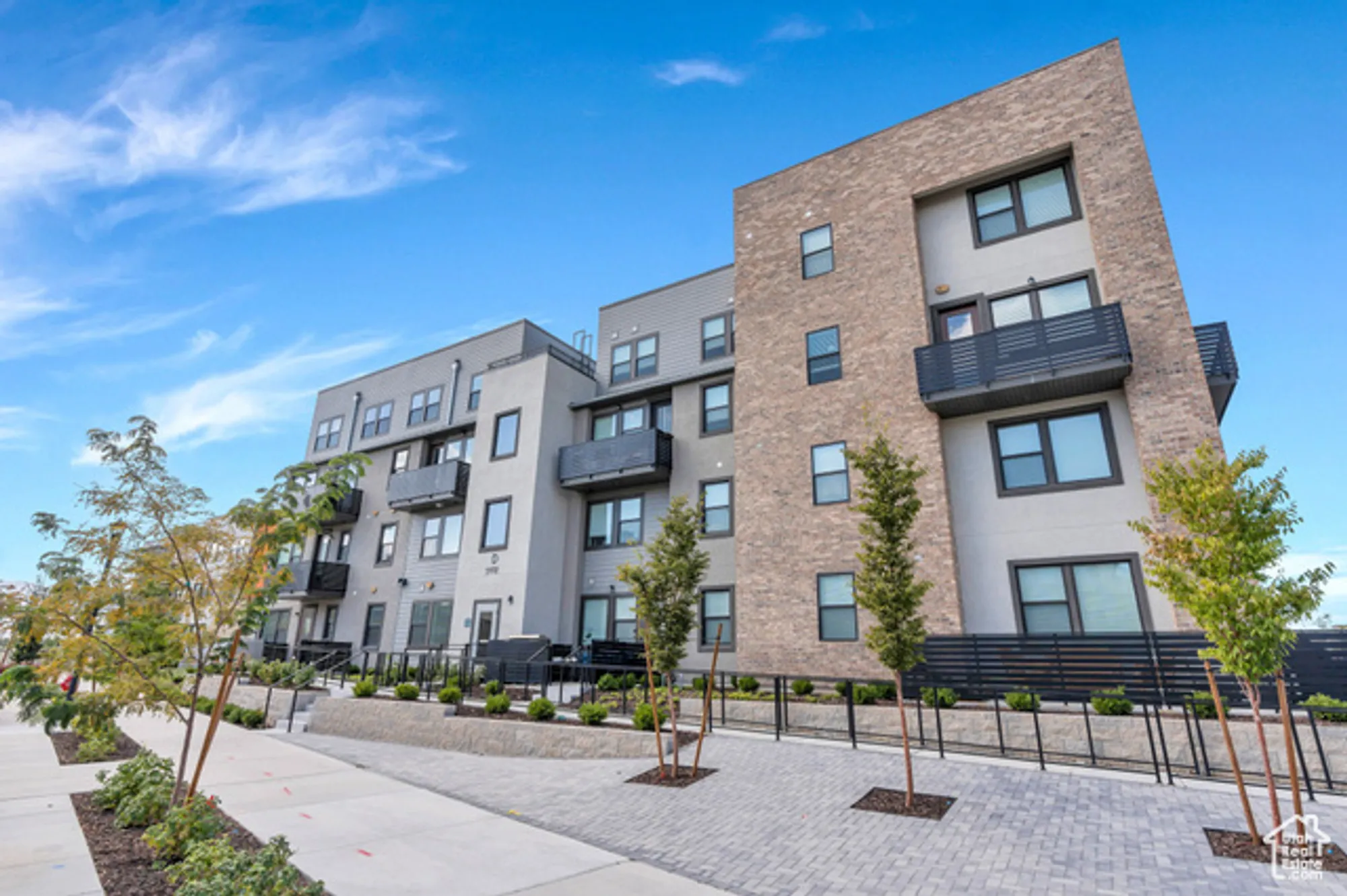 Property Slideshow image 39 of 42 | 5192 w black twig dr # d101, South Jordan, UT, 84009