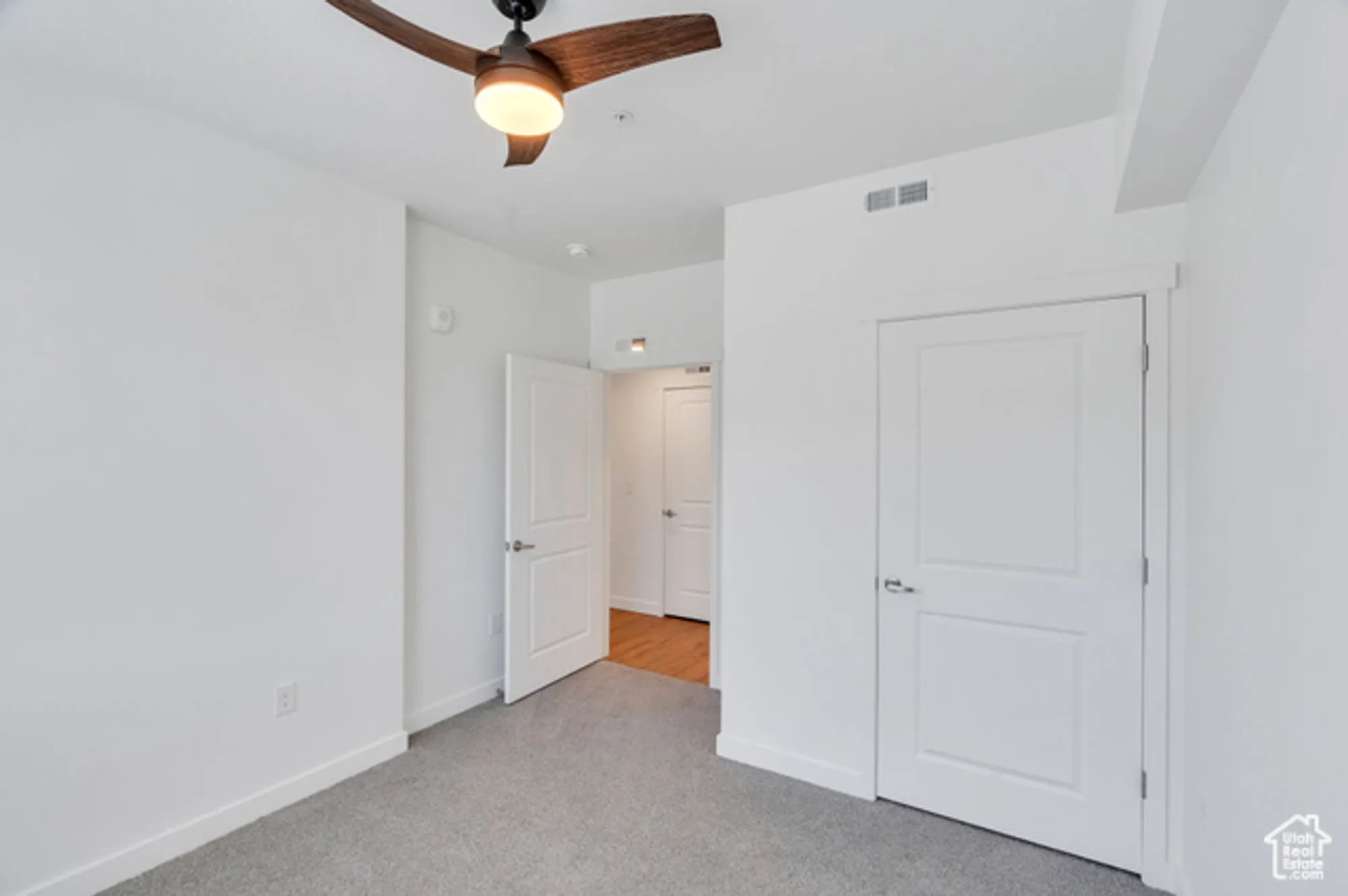 Property Slideshow image 22 of 42 | 5192 w black twig dr # d101, South Jordan, UT, 84009