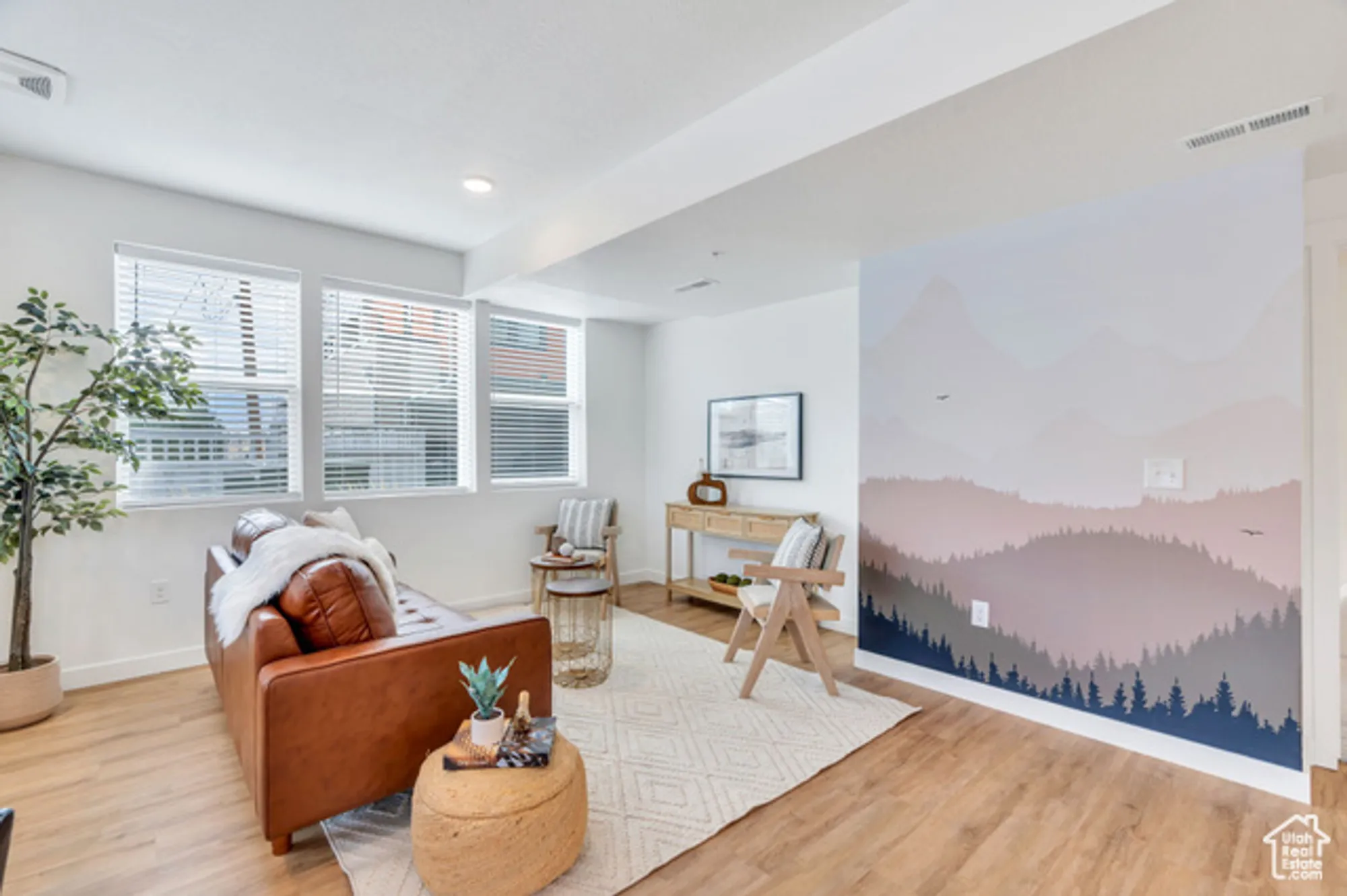 Property Slideshow image 12 of 42 | 5192 w black twig dr # d101, South Jordan, UT, 84009