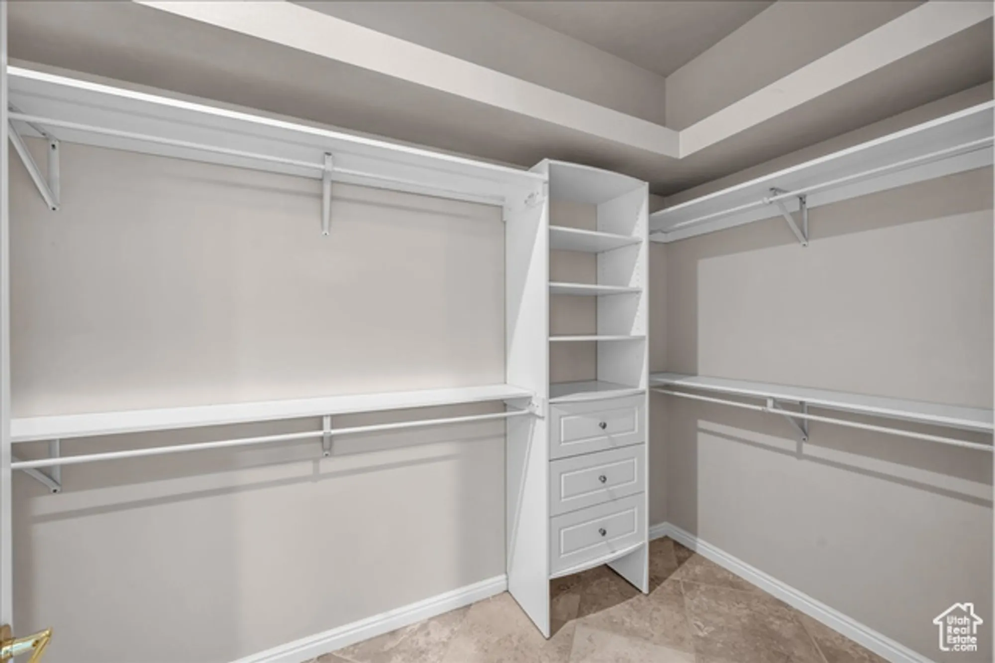 Property Slideshow image 17 of 23 | 1915 w sunstar dr, St George, UT, 84790