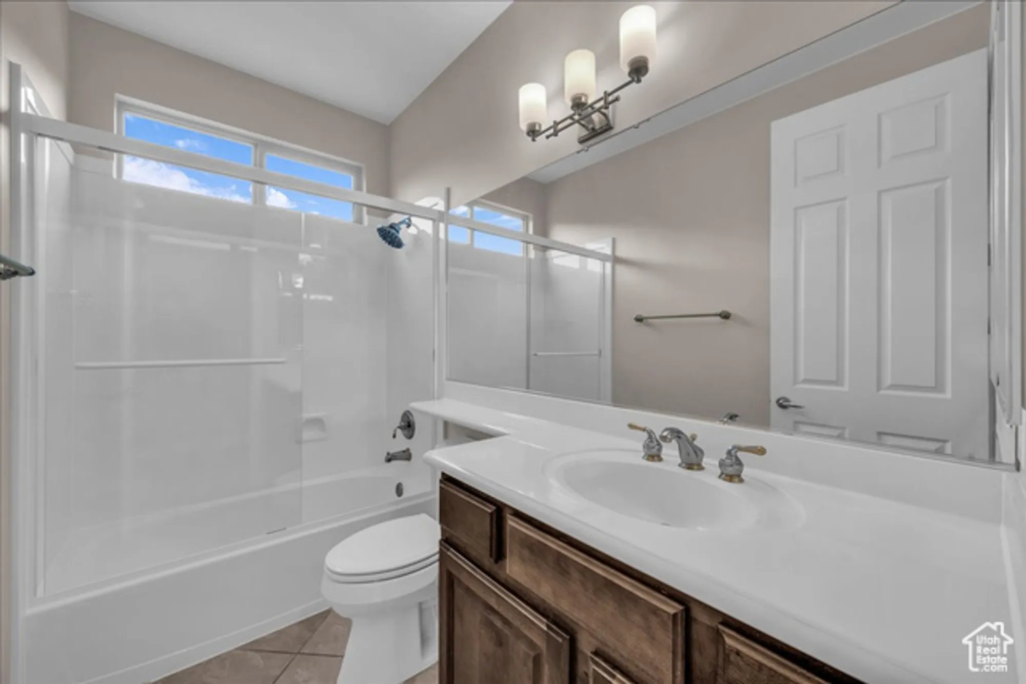 Property Slideshow image 13 of 23 | 1915 w sunstar dr, St George, UT, 84790