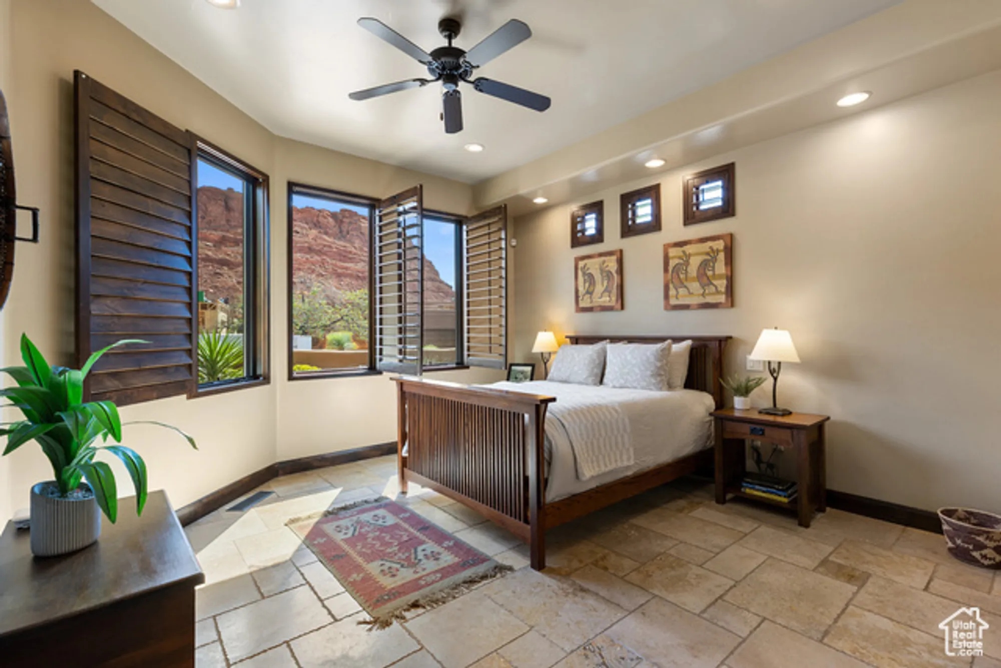 Property Slideshow image 32 of 54 | 3052 n snow canyon pkwy unit 139, St George, UT, 84770
