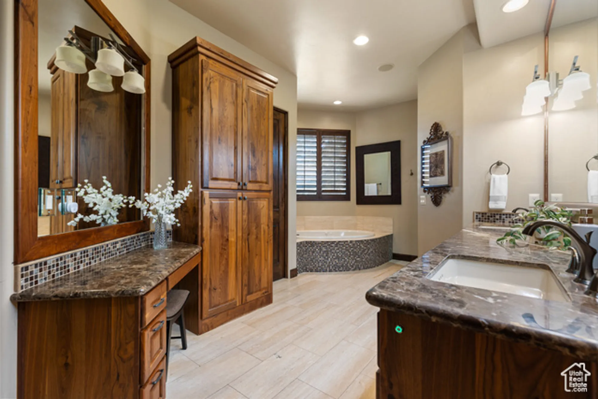 Property Slideshow image 29 of 54 | 3052 n snow canyon pkwy unit 139, St George, UT, 84770