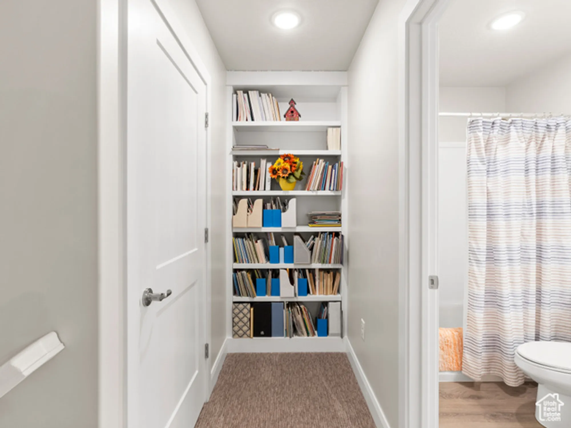 Property Slideshow image 22 of 40 | 462 s iron shoe ln b, Saratoga Springs, UT, 84045