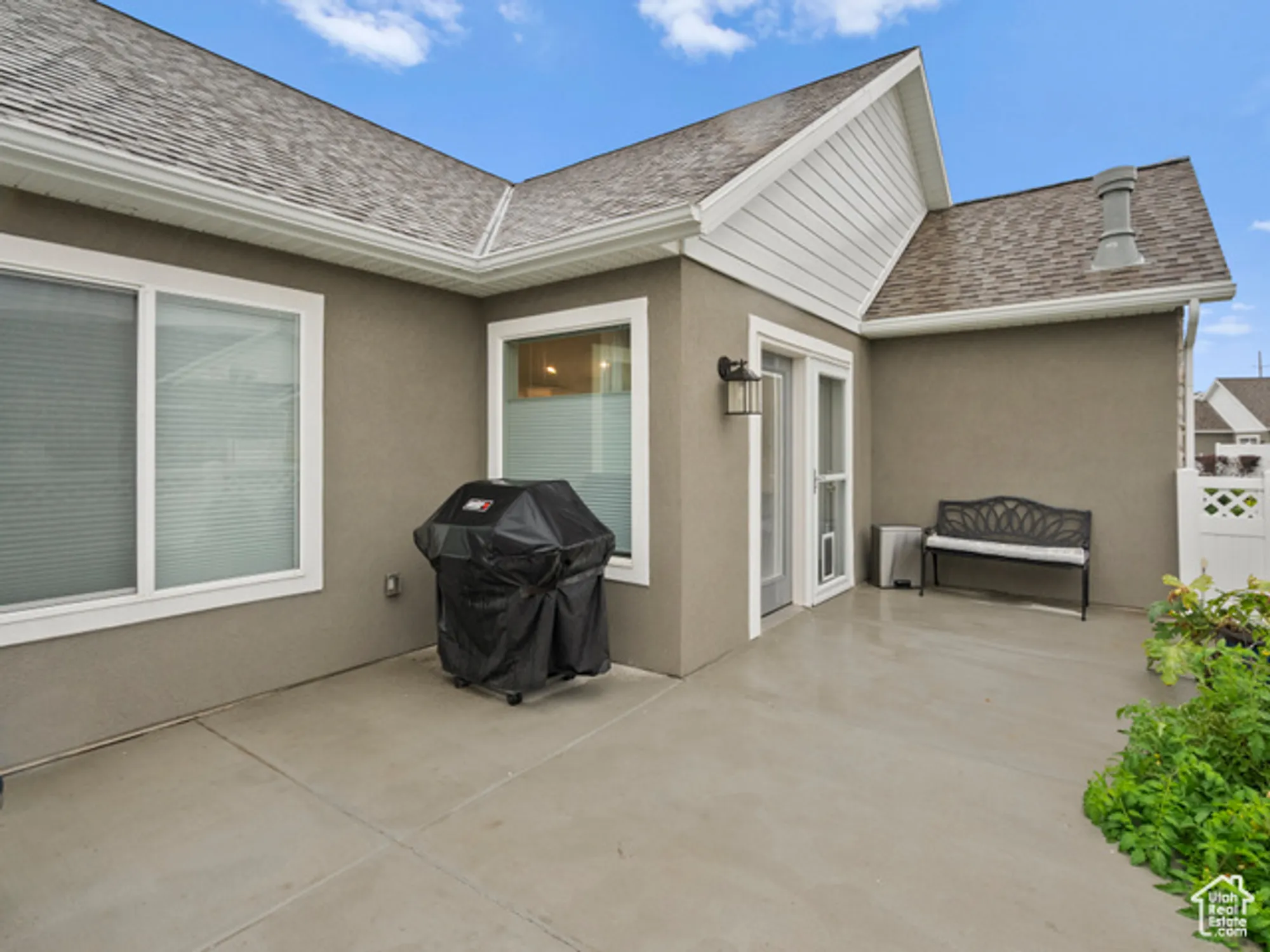 Property Slideshow image 24 of 40 | 462 s iron shoe ln b, Saratoga Springs, UT, 84045