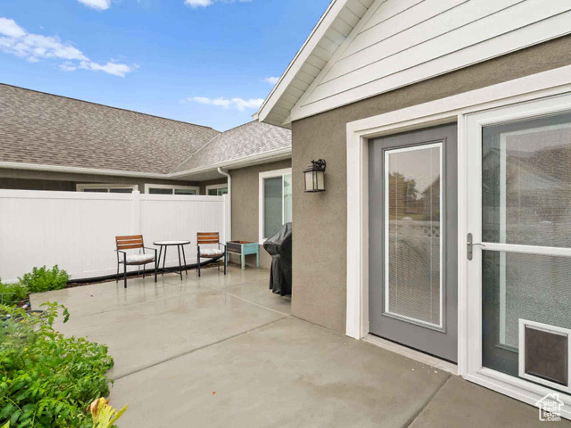 Property Slideshow image 25 of 40 | 462 s iron shoe ln b, Saratoga Springs, UT, 84045