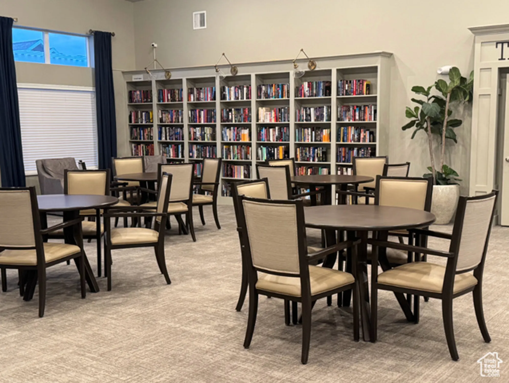 Property Slideshow image 32 of 40 | 462 s iron shoe ln b, Saratoga Springs, UT, 84045