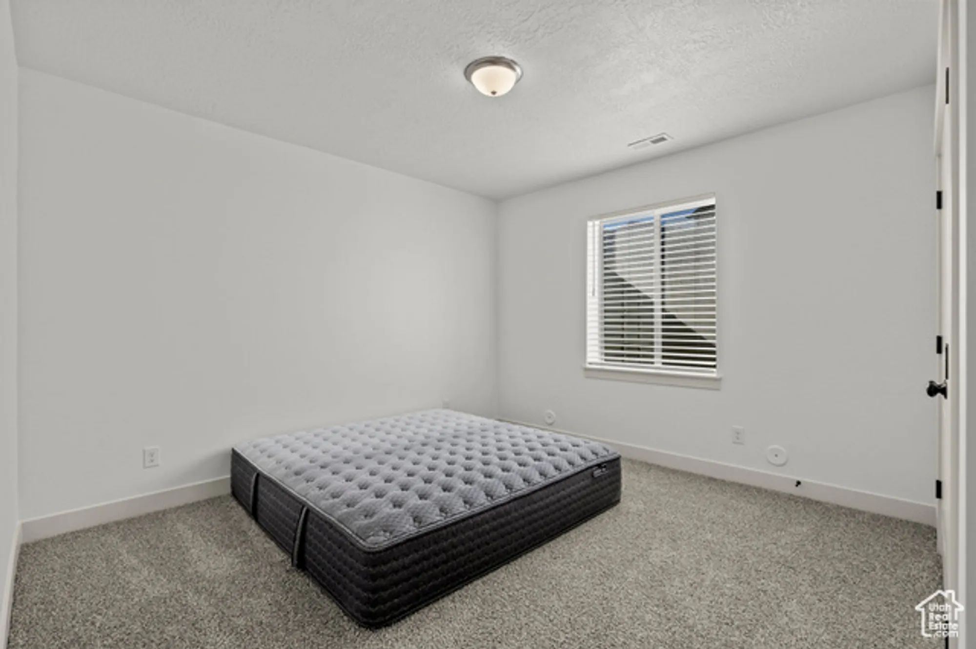 Property Slideshow image 34 of 46 | 85 n parkside loop, Elk Ridge, UT, 84651