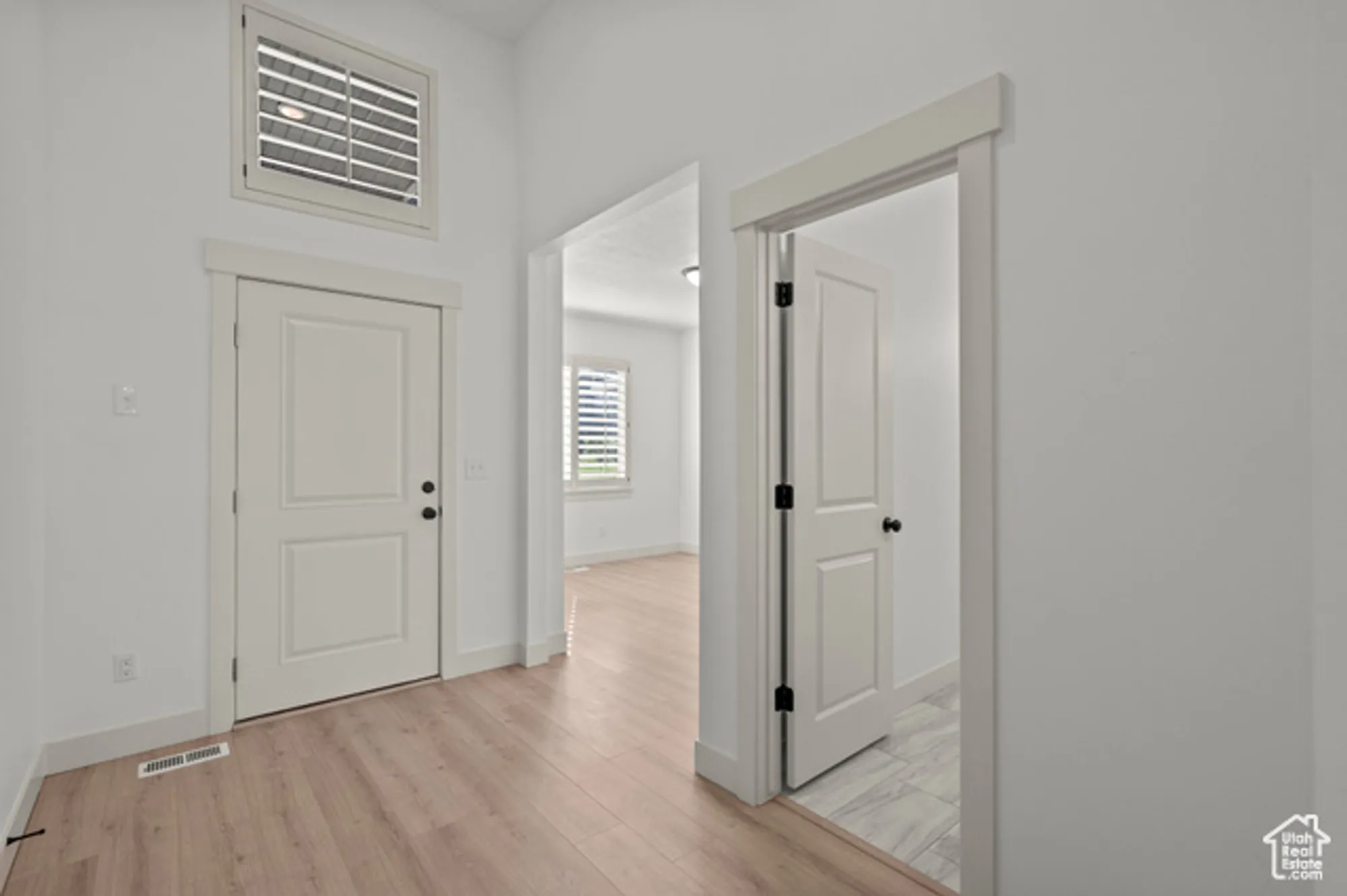 Property Slideshow image 25 of 46 | 85 n parkside loop, Elk Ridge, UT, 84651