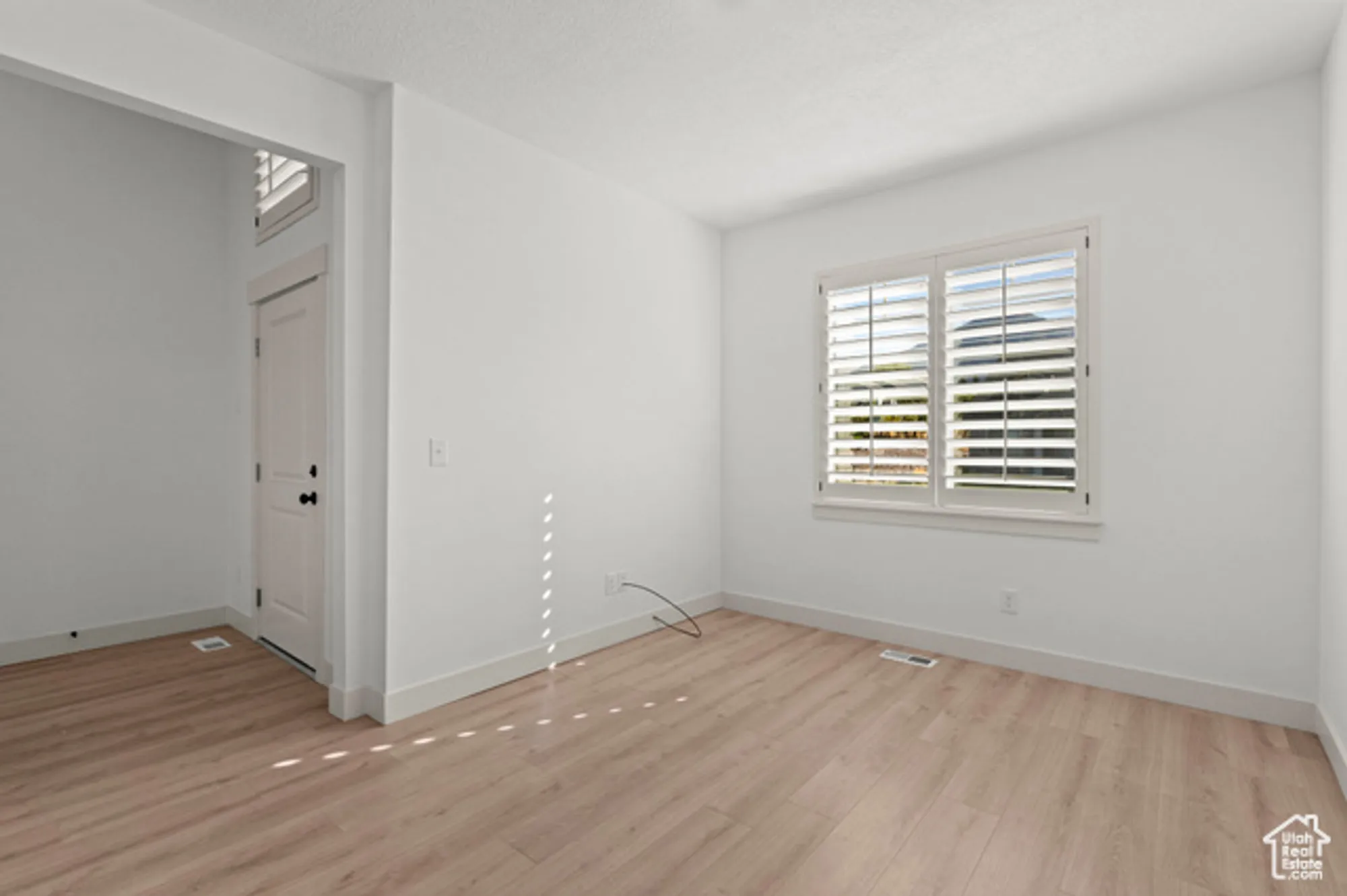 Property Slideshow image 5 of 46 | 85 n parkside loop, Elk Ridge, UT, 84651