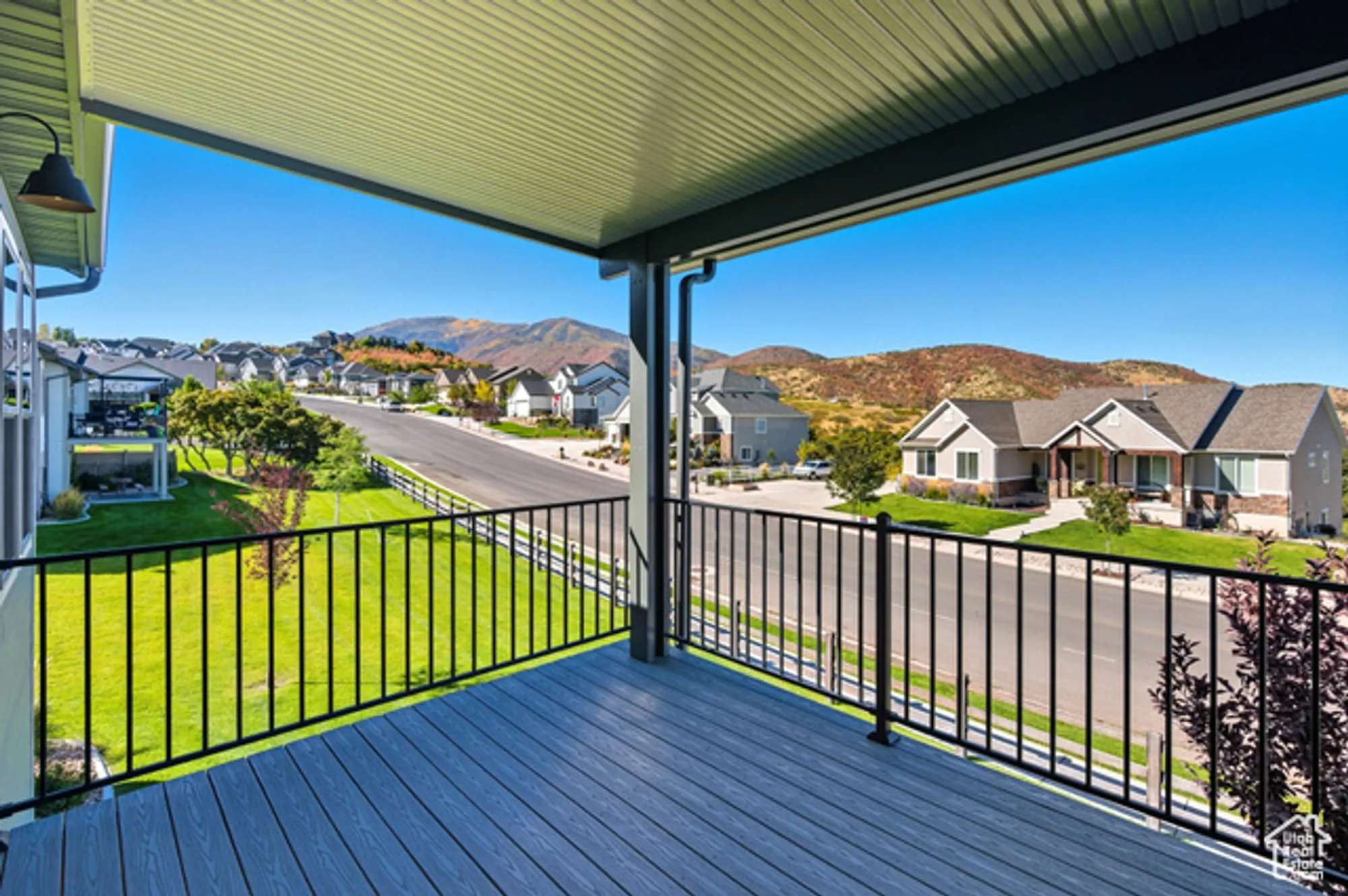 Property Slideshow image 38 of 46 | 85 n parkside loop, Elk Ridge, UT, 84651