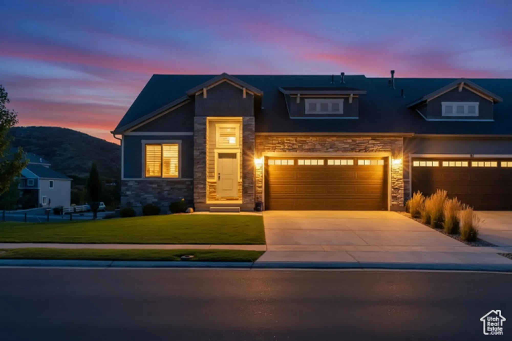 Property Slideshow image 1 of 46 | 85 n parkside loop, Elk Ridge, UT, 84651