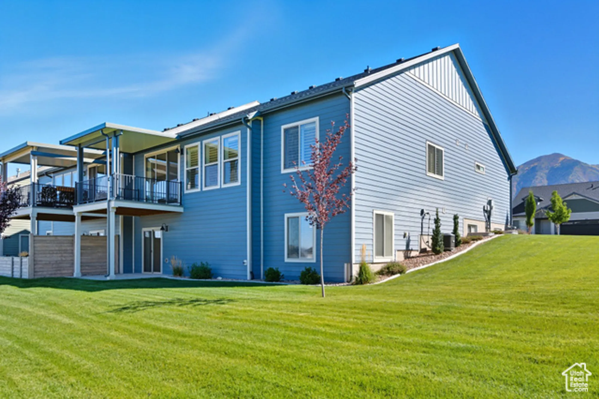 Property Slideshow image 40 of 46 | 85 n parkside loop, Elk Ridge, UT, 84651