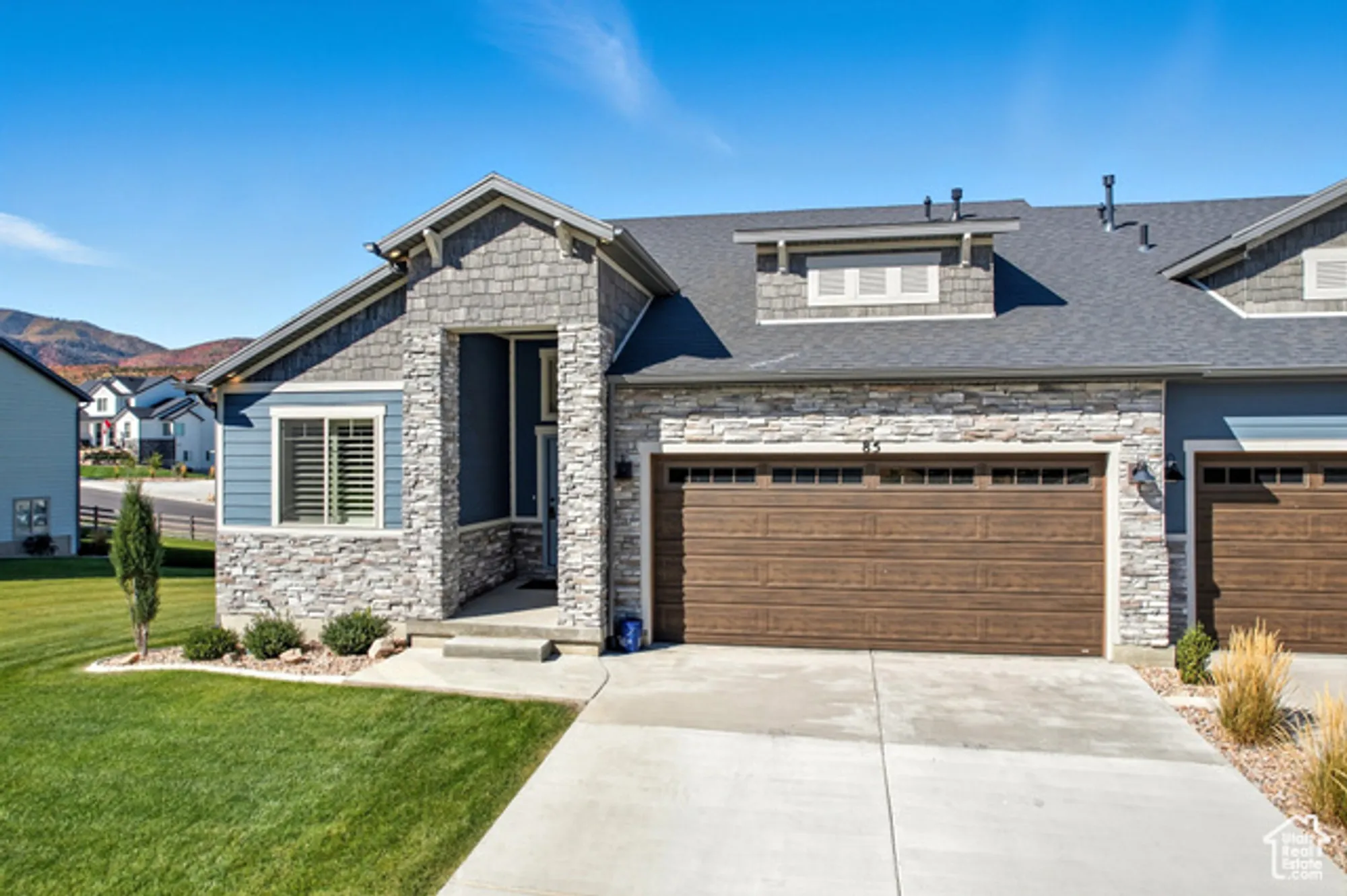 Property Slideshow image 3 of 46 | 85 n parkside loop, Elk Ridge, UT, 84651