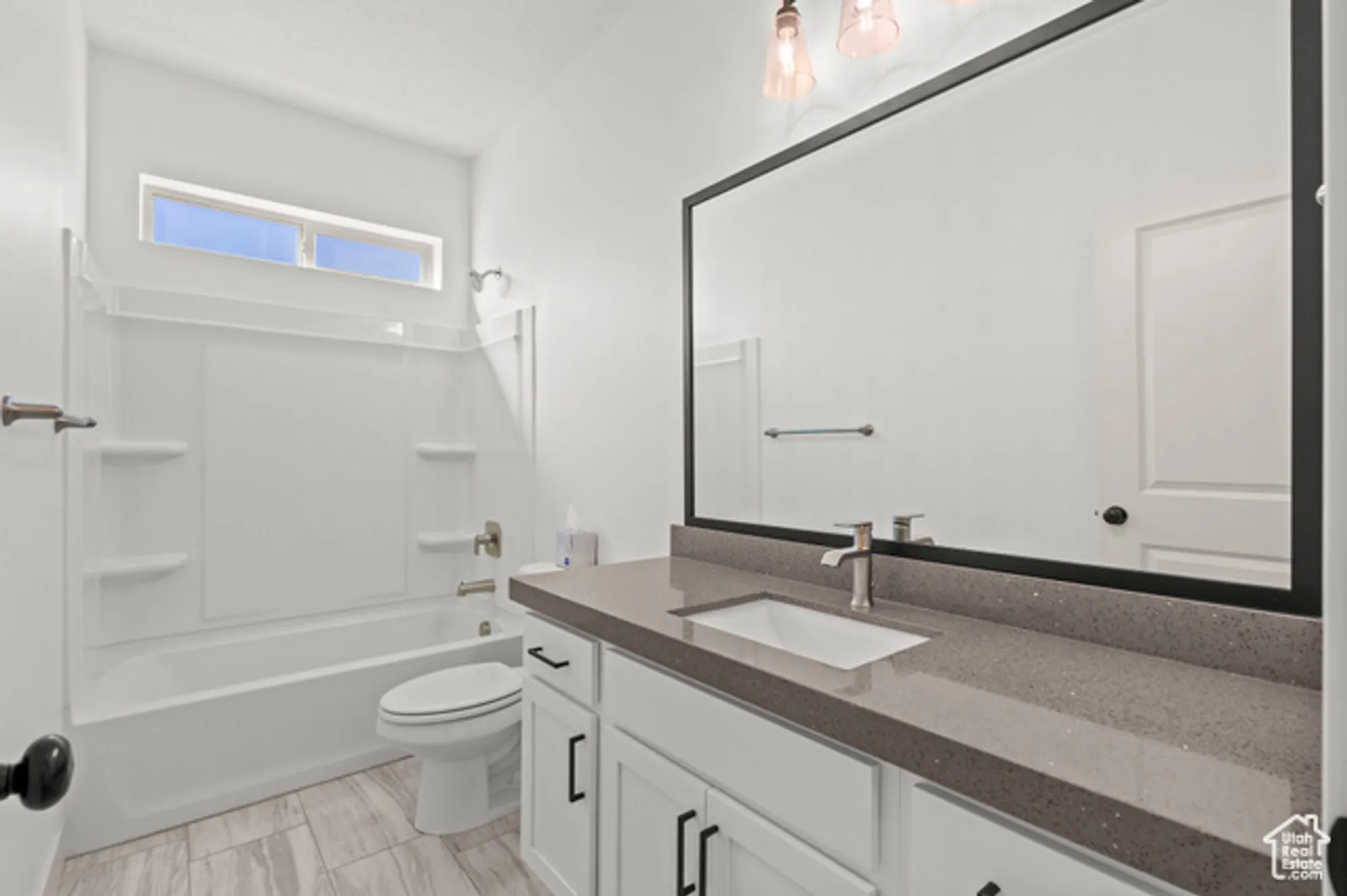 Property Slideshow image 27 of 46 | 85 n parkside loop, Elk Ridge, UT, 84651