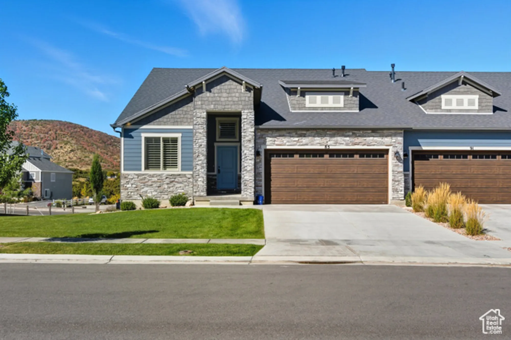 Property Slideshow image 2 of 46 | 85 n parkside loop, Elk Ridge, UT, 84651