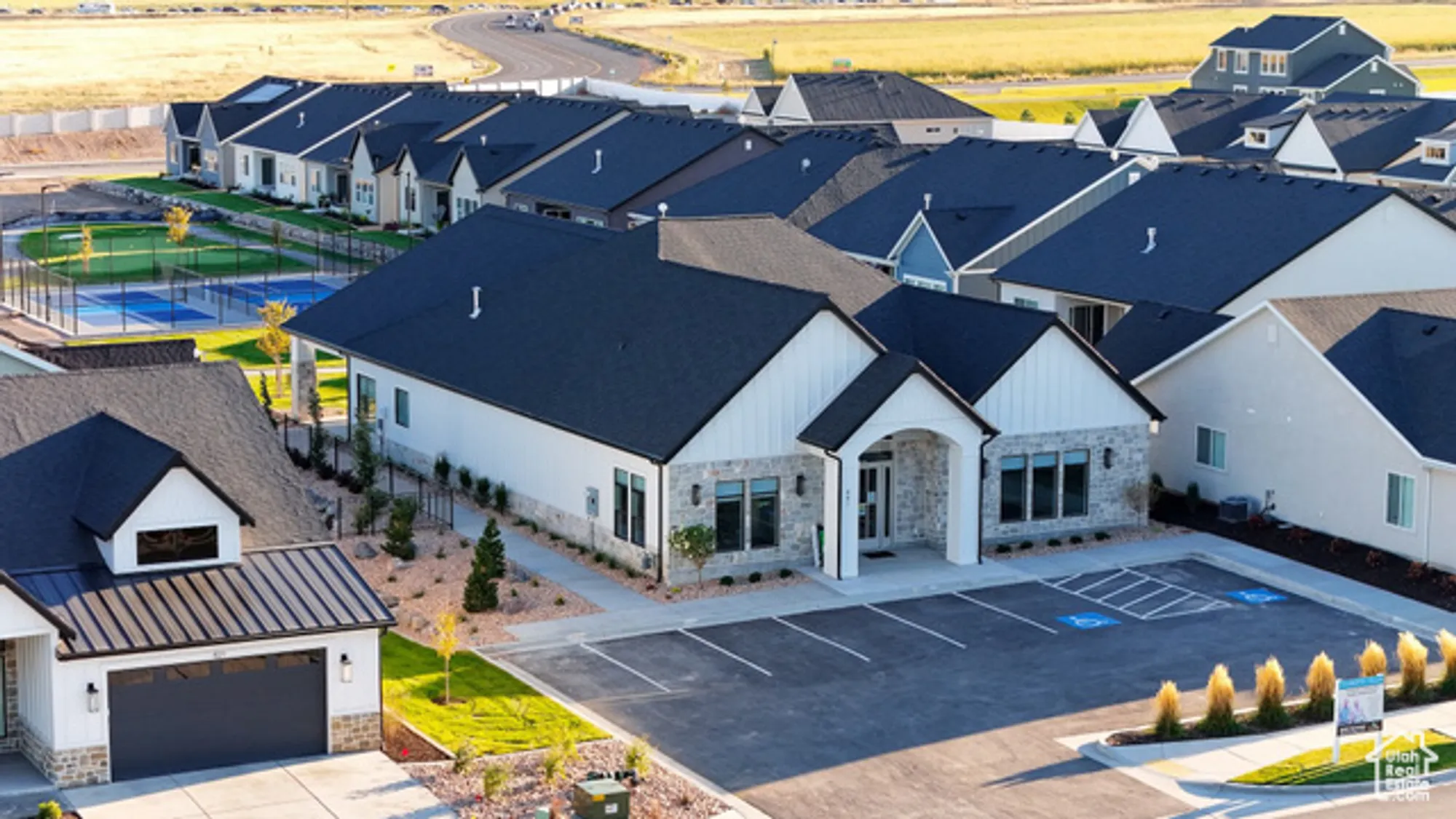 Property Slideshow image 13 of 15 | 1474 n starry way # 205, Saratoga Springs, UT, 84045